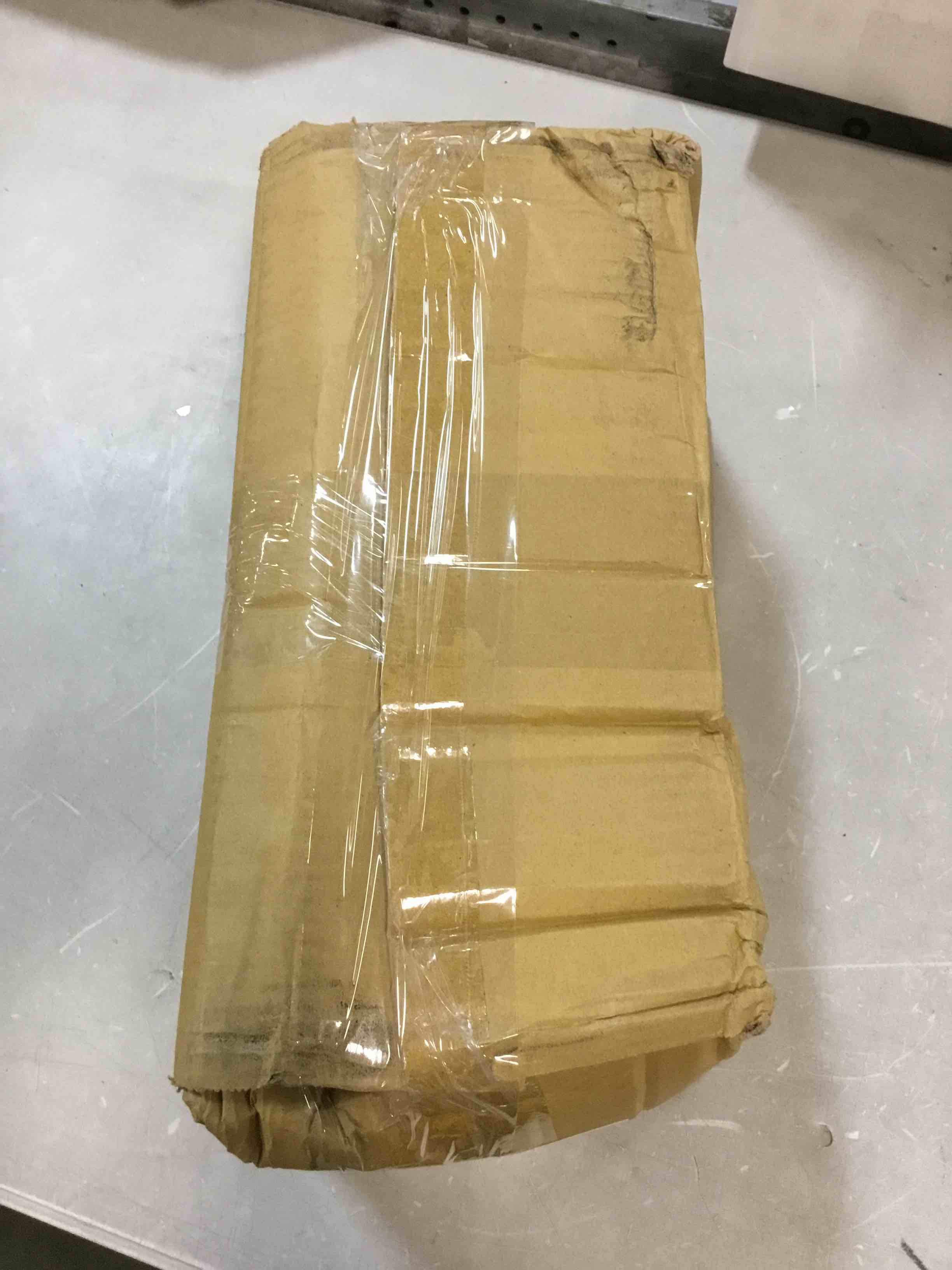 https://s3.amazonaws.com/lotting-images-prod/bidfta/ORG5915387_1710962445835.jpeg