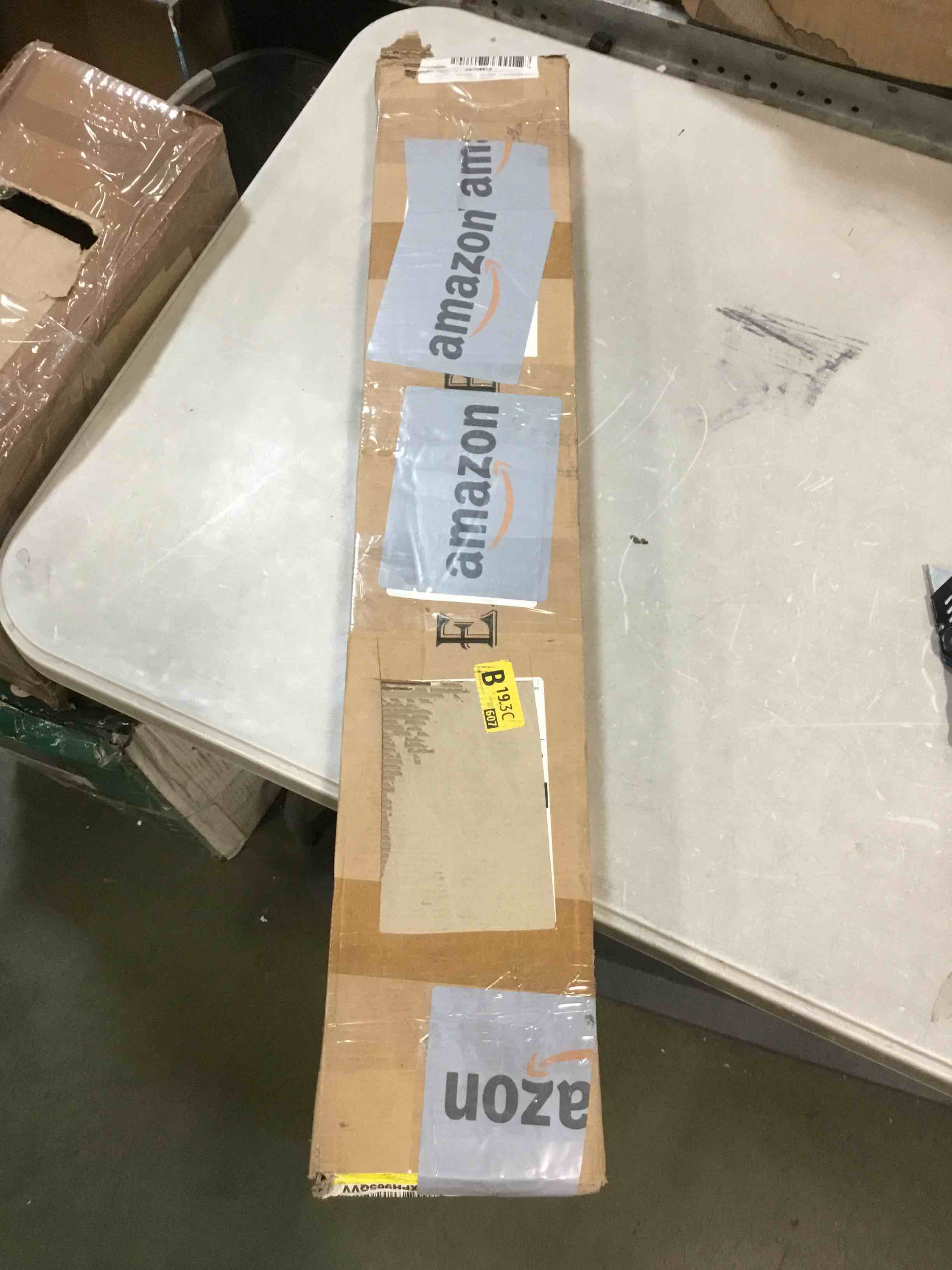 https://s3.amazonaws.com/lotting-images-prod/bidfta/ORG5915435_1711026704253.jpeg
