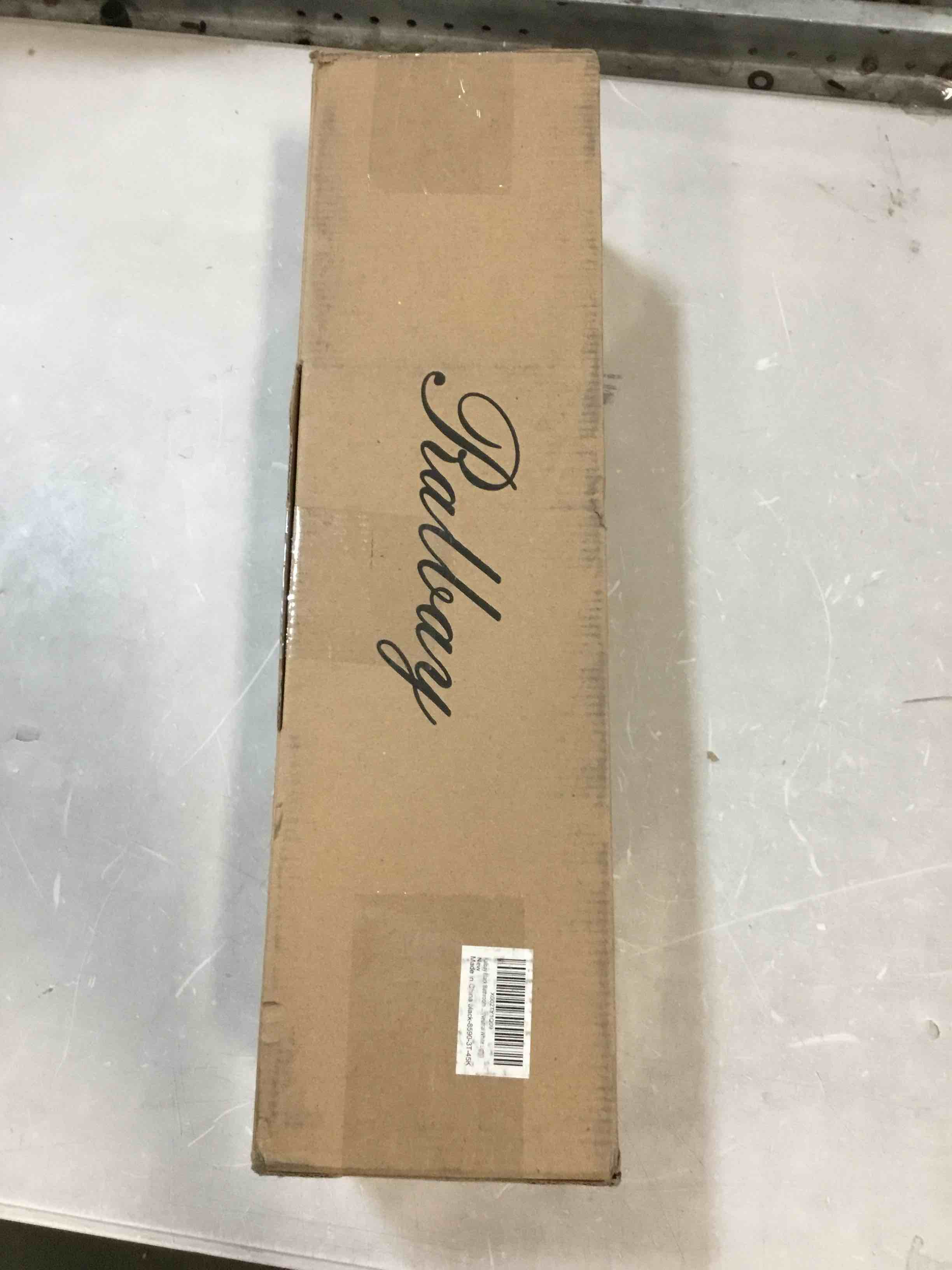 https://s3.amazonaws.com/lotting-images-prod/bidfta/ORG5915605_1711118810240.jpeg