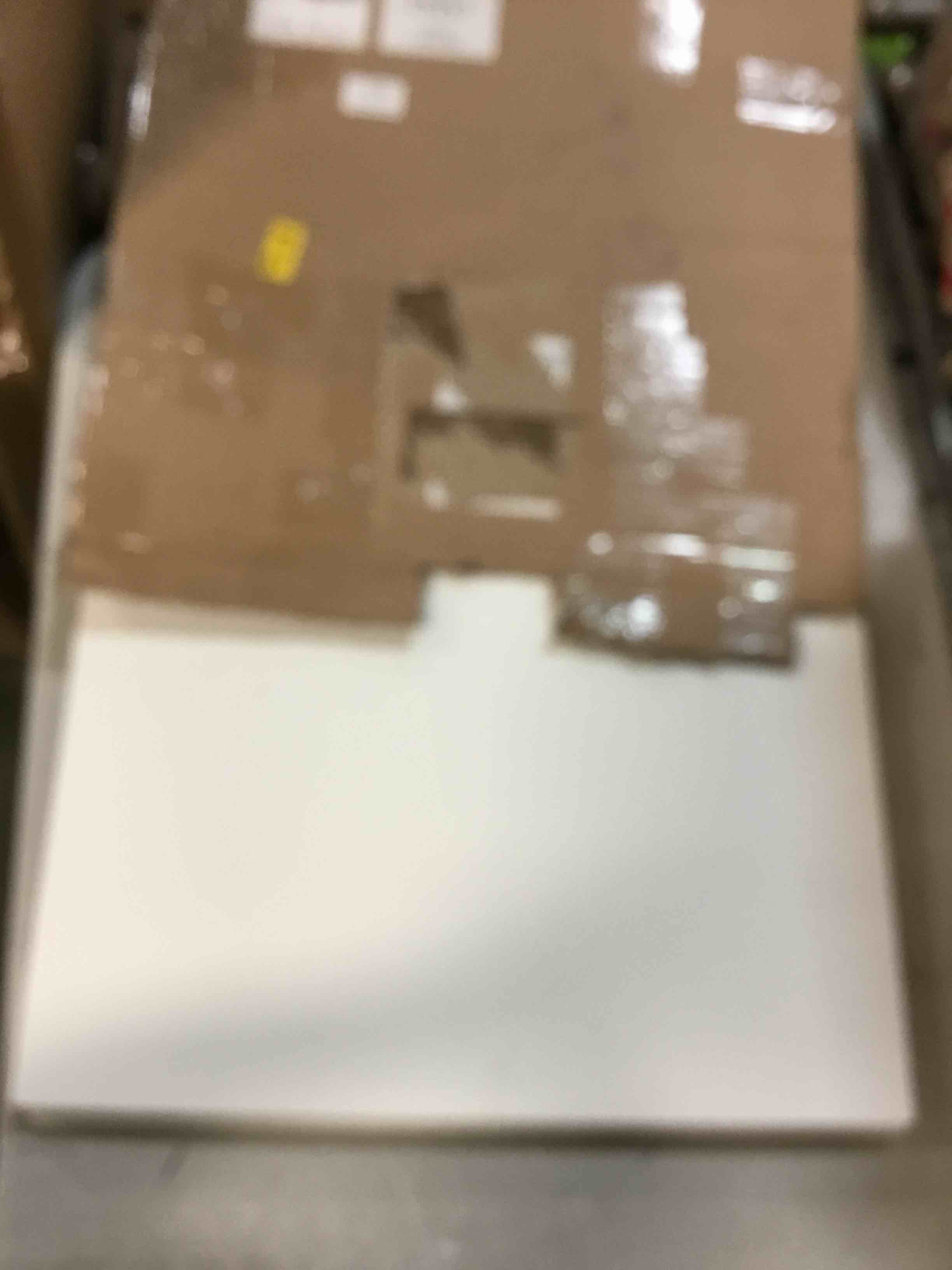https://s3.amazonaws.com/lotting-images-prod/bidfta/ORG5915668_1711129996829.jpeg
