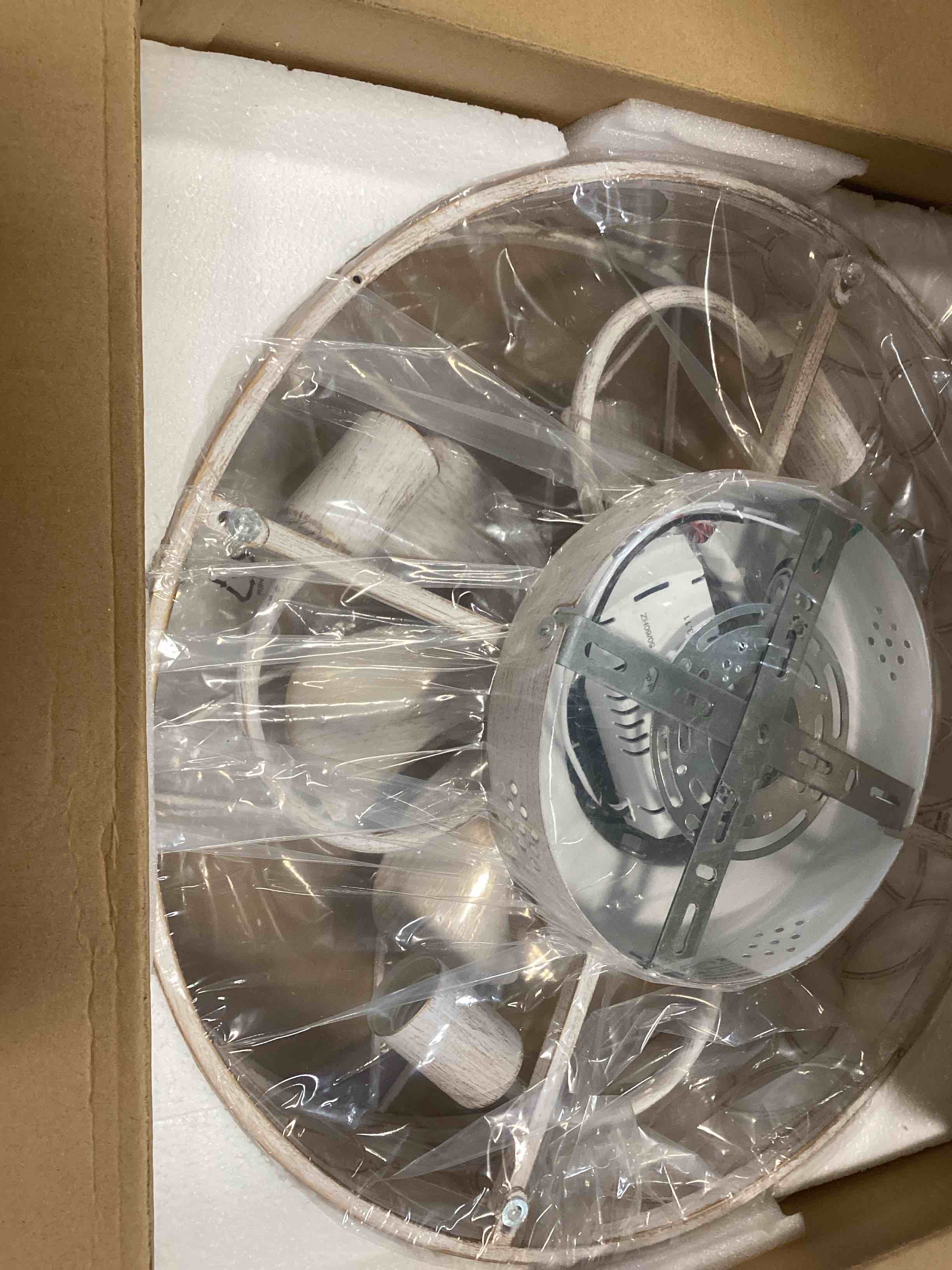 https://s3.amazonaws.com/lotting-images-prod/bidfta/ORG5916097_1711384370294.jpeg