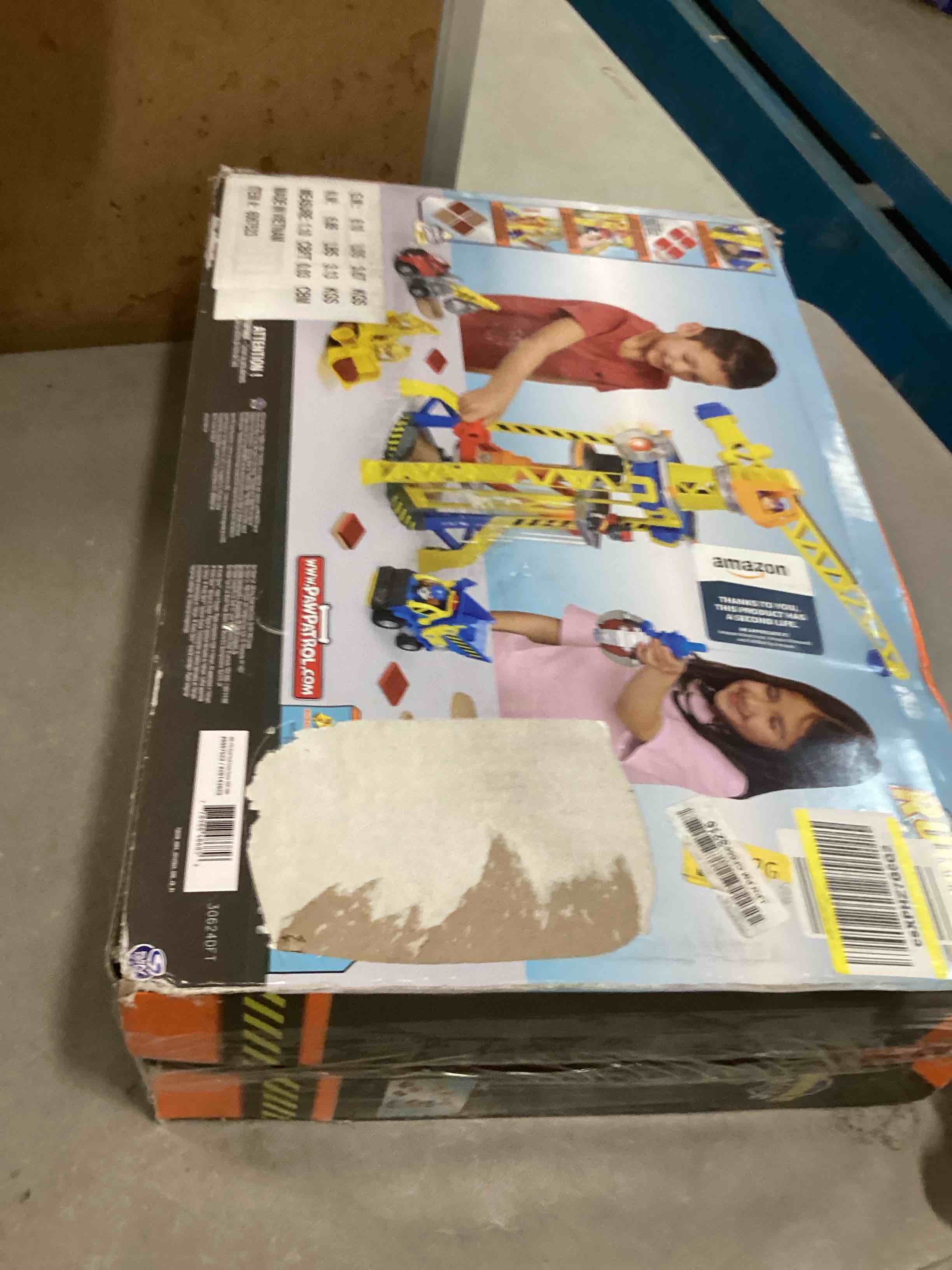 https://s3.amazonaws.com/lotting-images-prod/bidfta/ORG5916098_1711384478298.jpeg