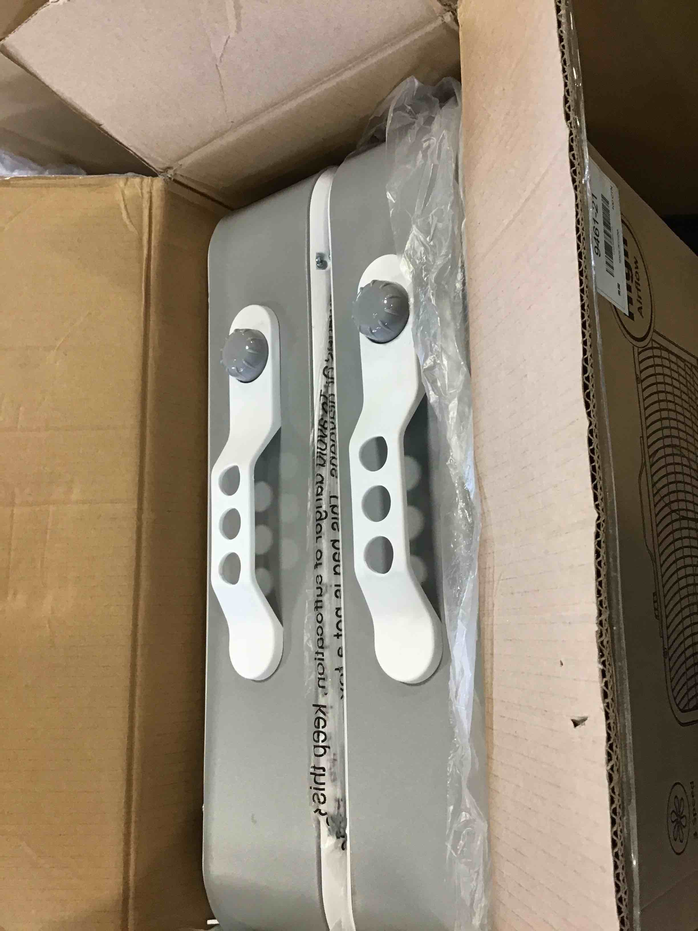 https://s3.amazonaws.com/lotting-images-prod/bidfta/ORG5918710_1711045477228.jpeg