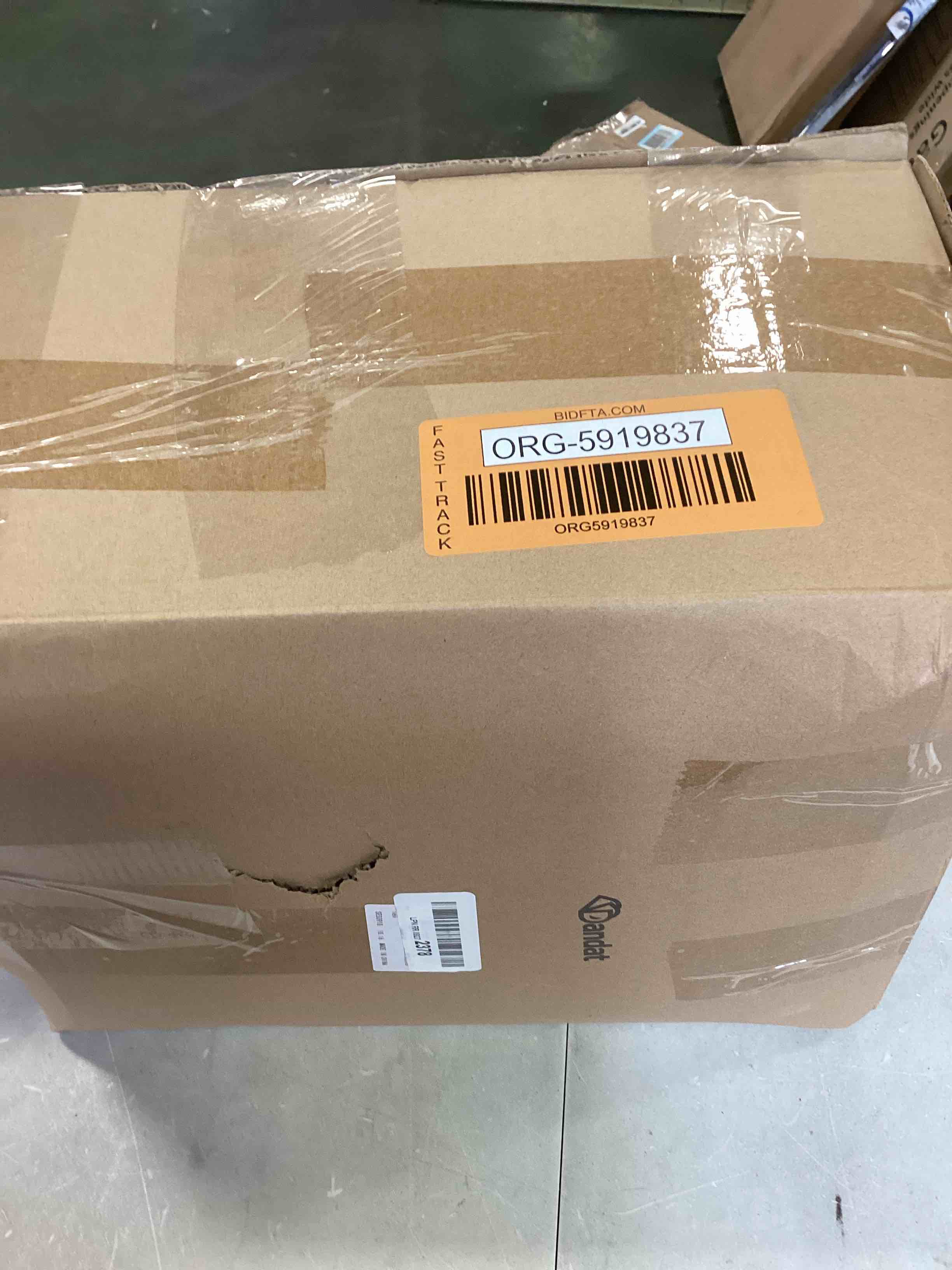 https://s3.amazonaws.com/lotting-images-prod/bidfta/ORG5919837_1712162779803.jpeg