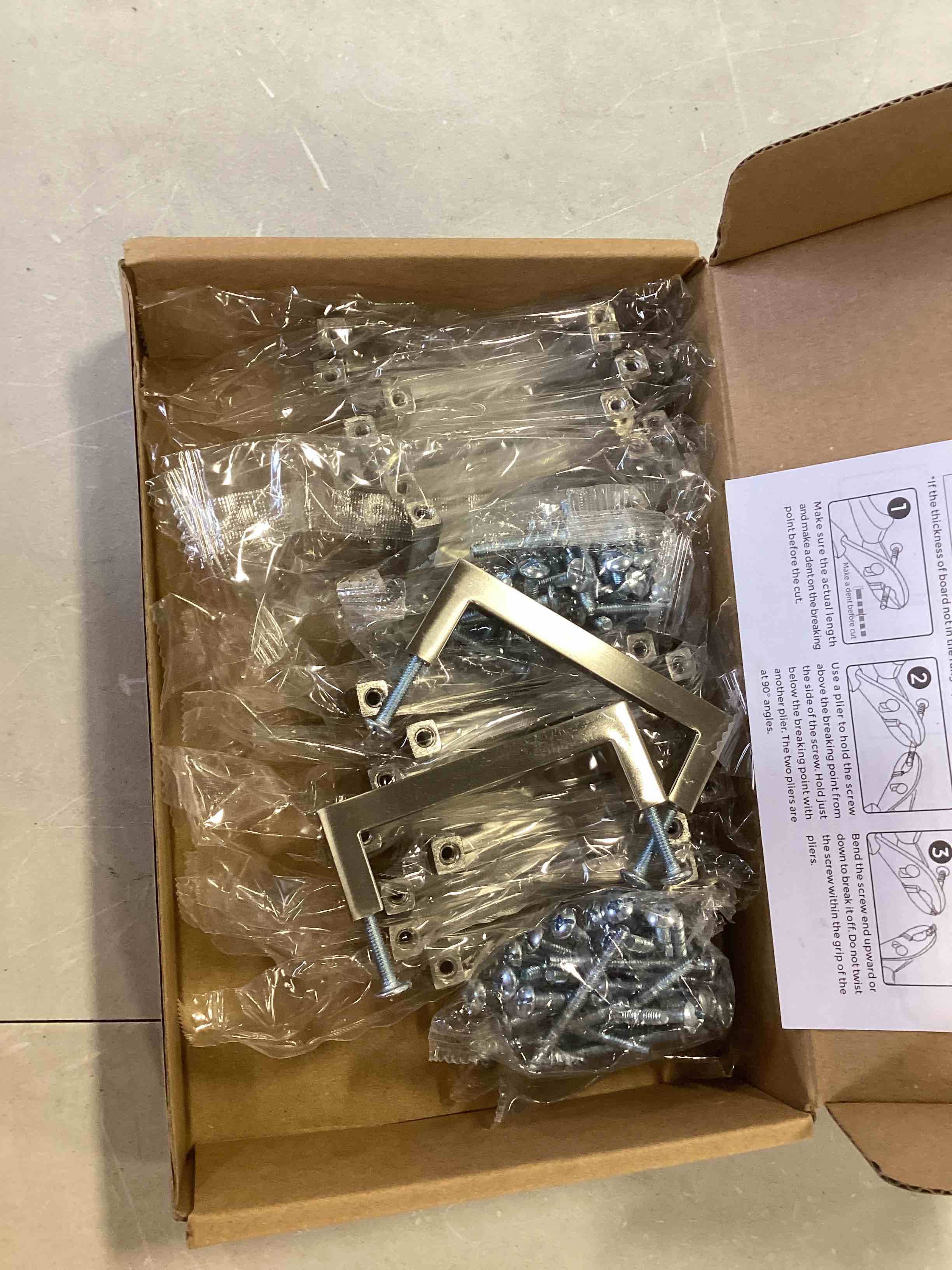 https://s3.amazonaws.com/lotting-images-prod/bidfta/ORG5919907_1712170221042.jpeg