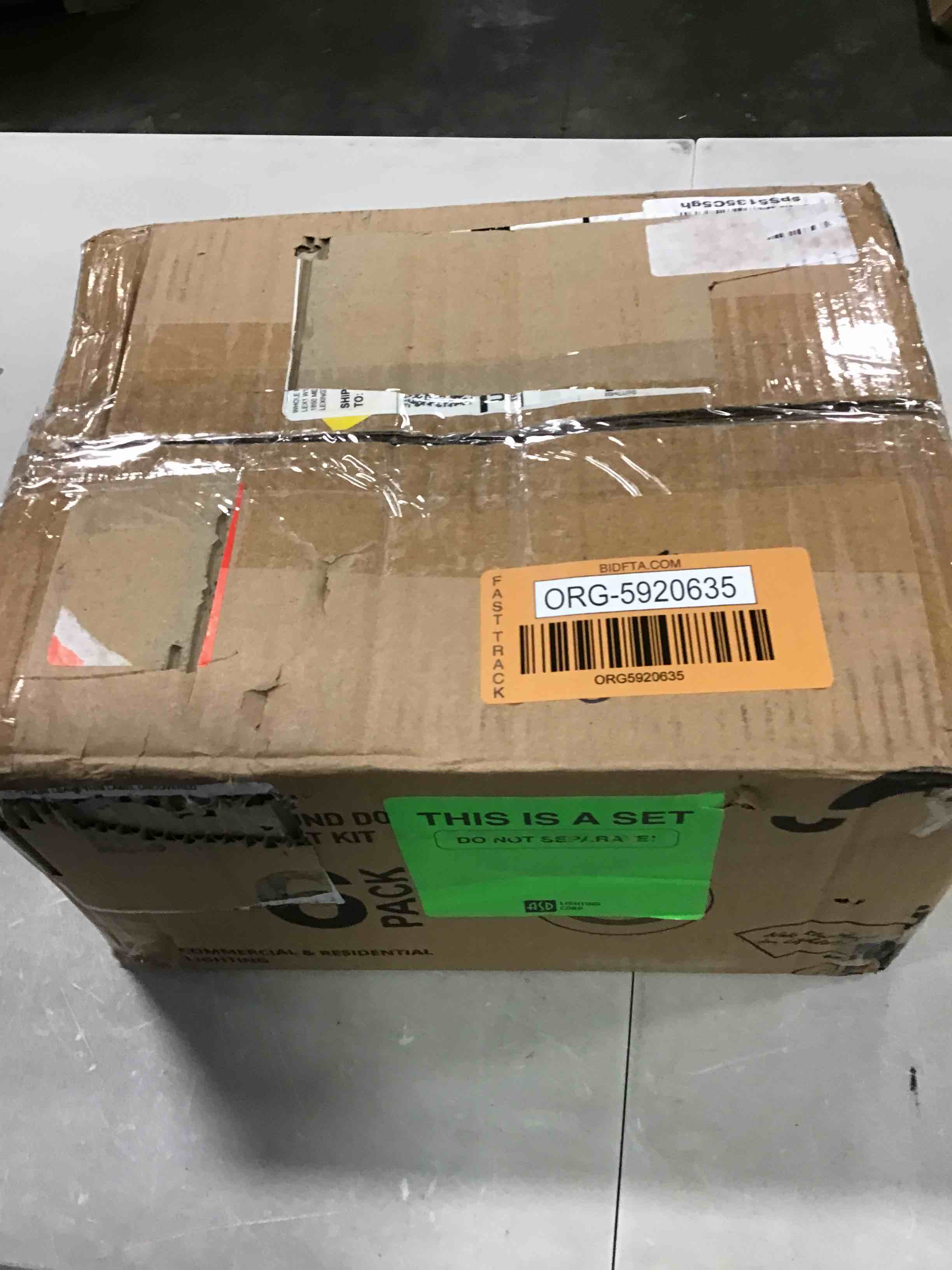 https://s3.amazonaws.com/lotting-images-prod/bidfta/ORG5920635_1712401672064.jpeg