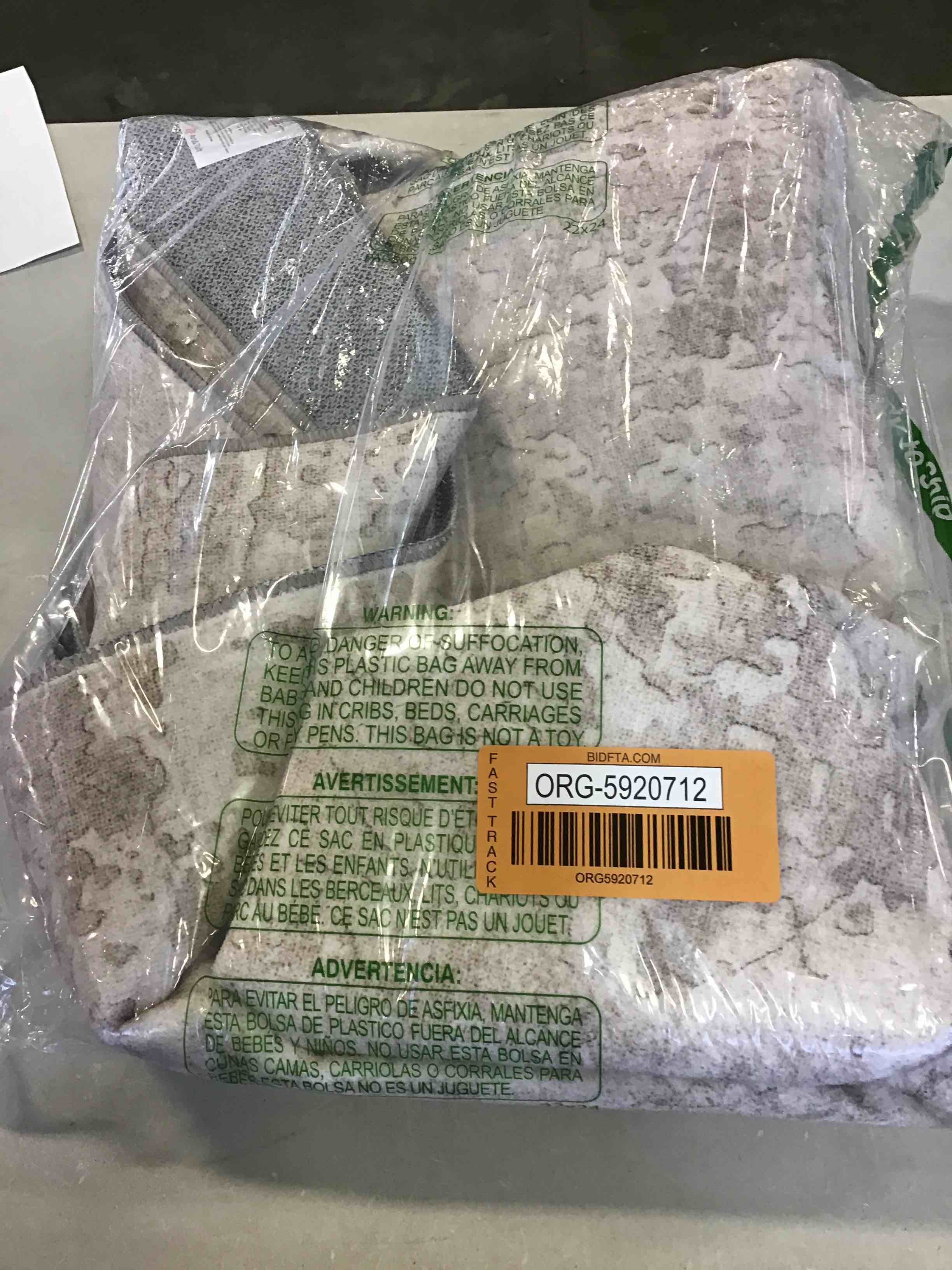 https://s3.amazonaws.com/lotting-images-prod/bidfta/ORG5920712_1712410617709.jpeg