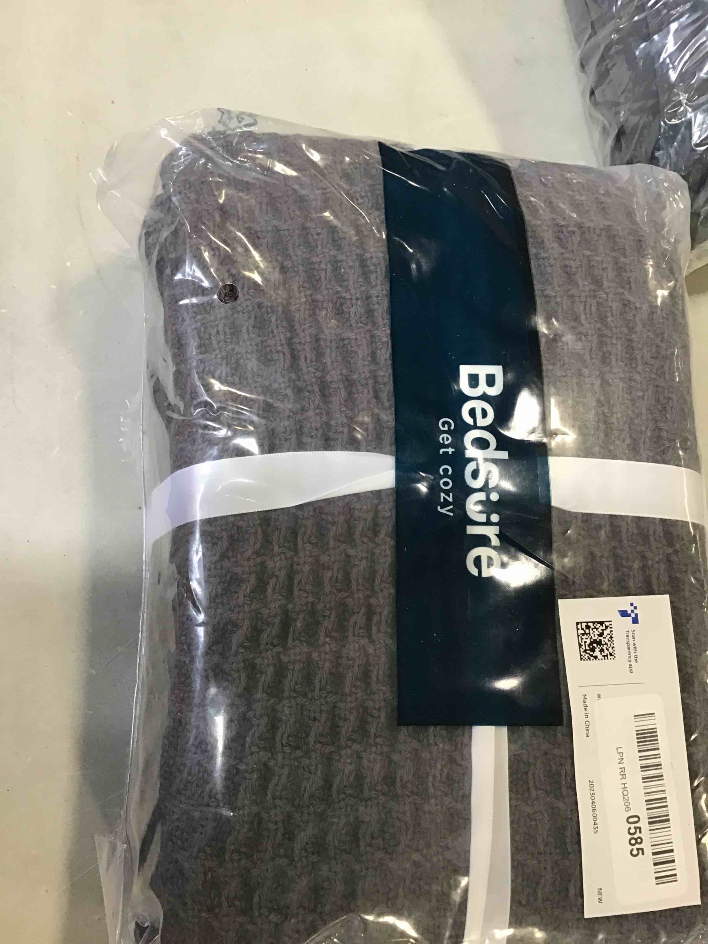 https://s3.amazonaws.com/lotting-images-prod/bidfta/ORG5920845_1712429093984.jpeg