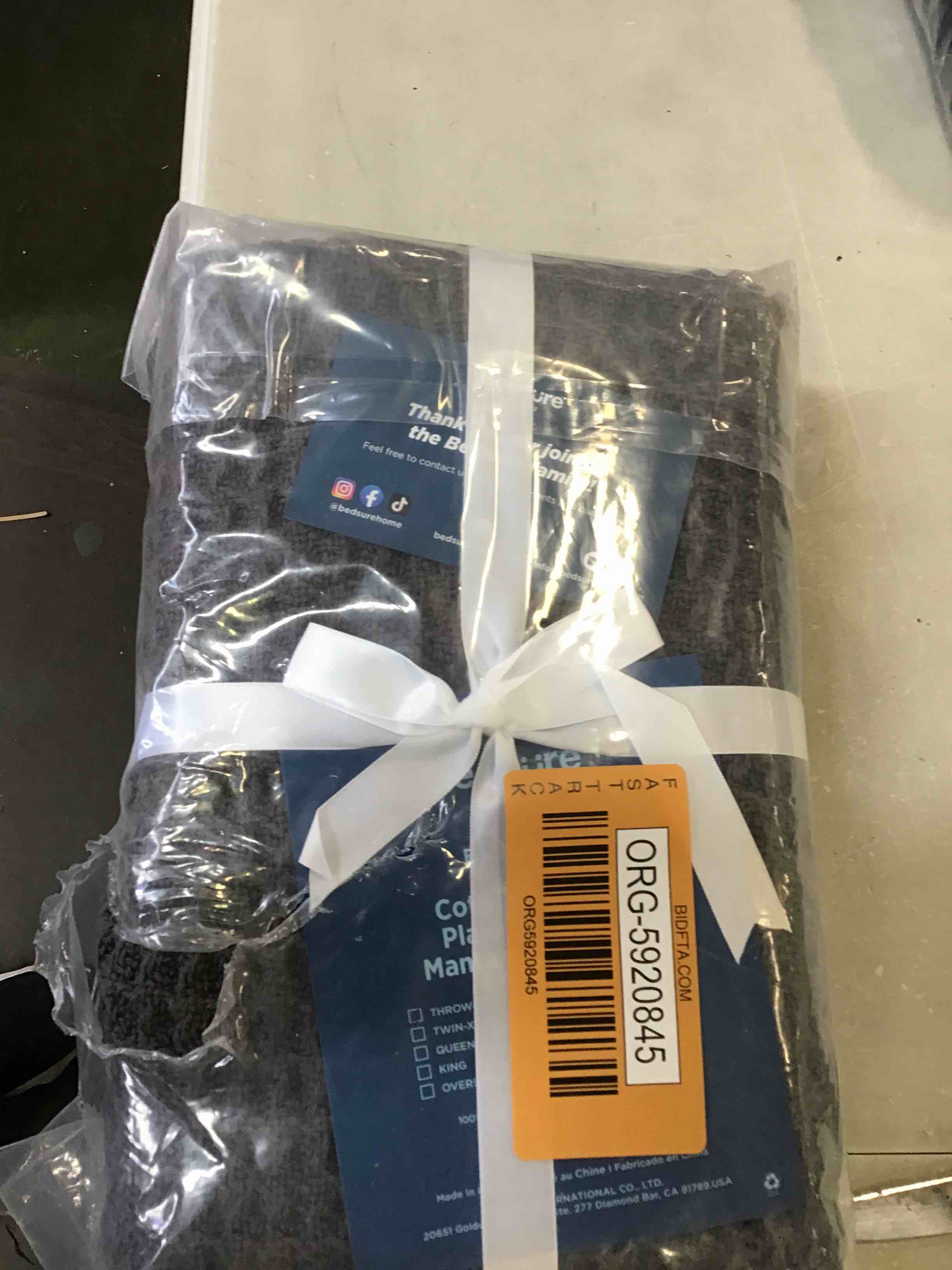 https://s3.amazonaws.com/lotting-images-prod/bidfta/ORG5920845_1712429102895.jpeg