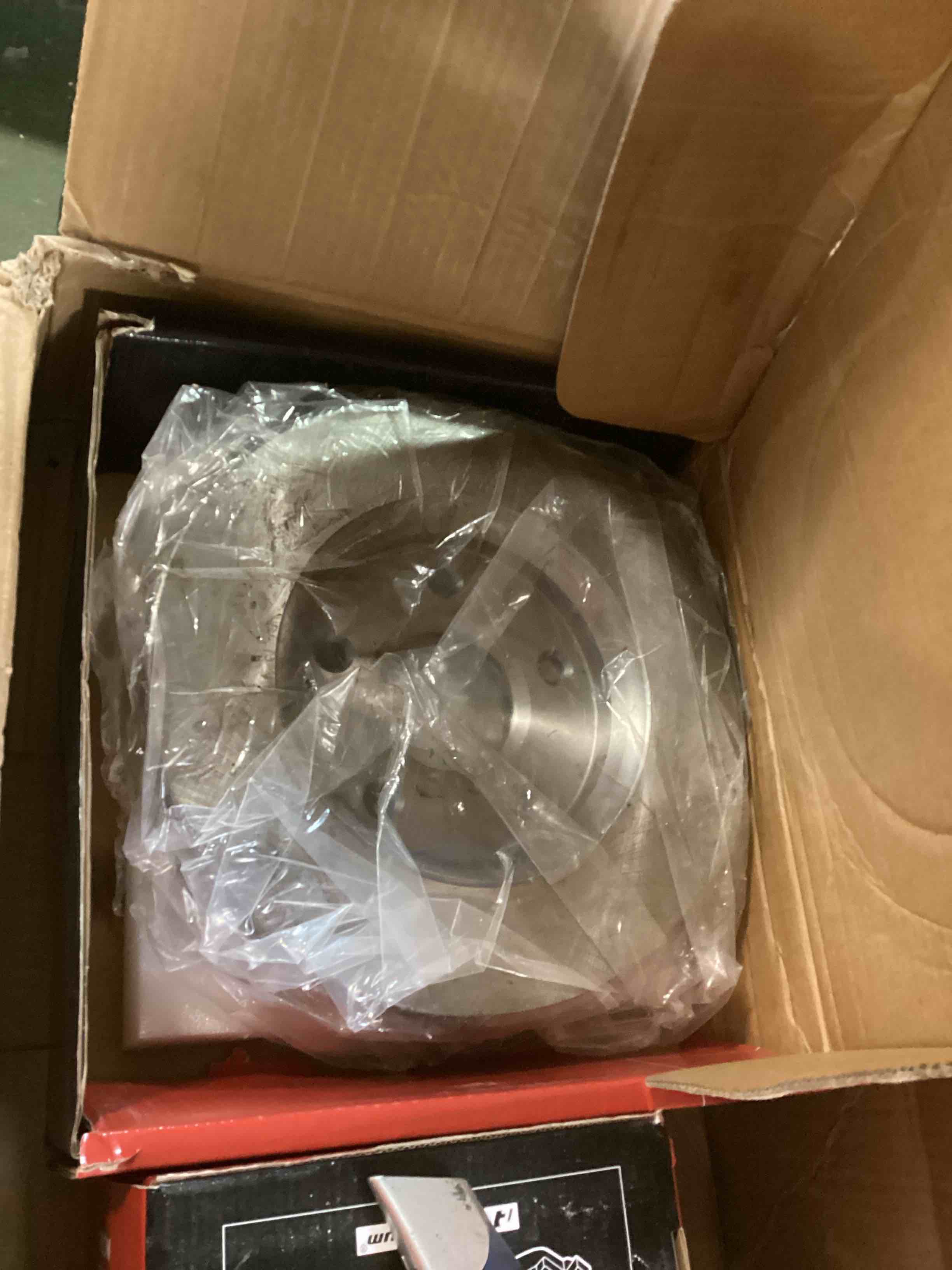 https://s3.amazonaws.com/lotting-images-prod/bidfta/ORG5921778_1711387846874.jpeg