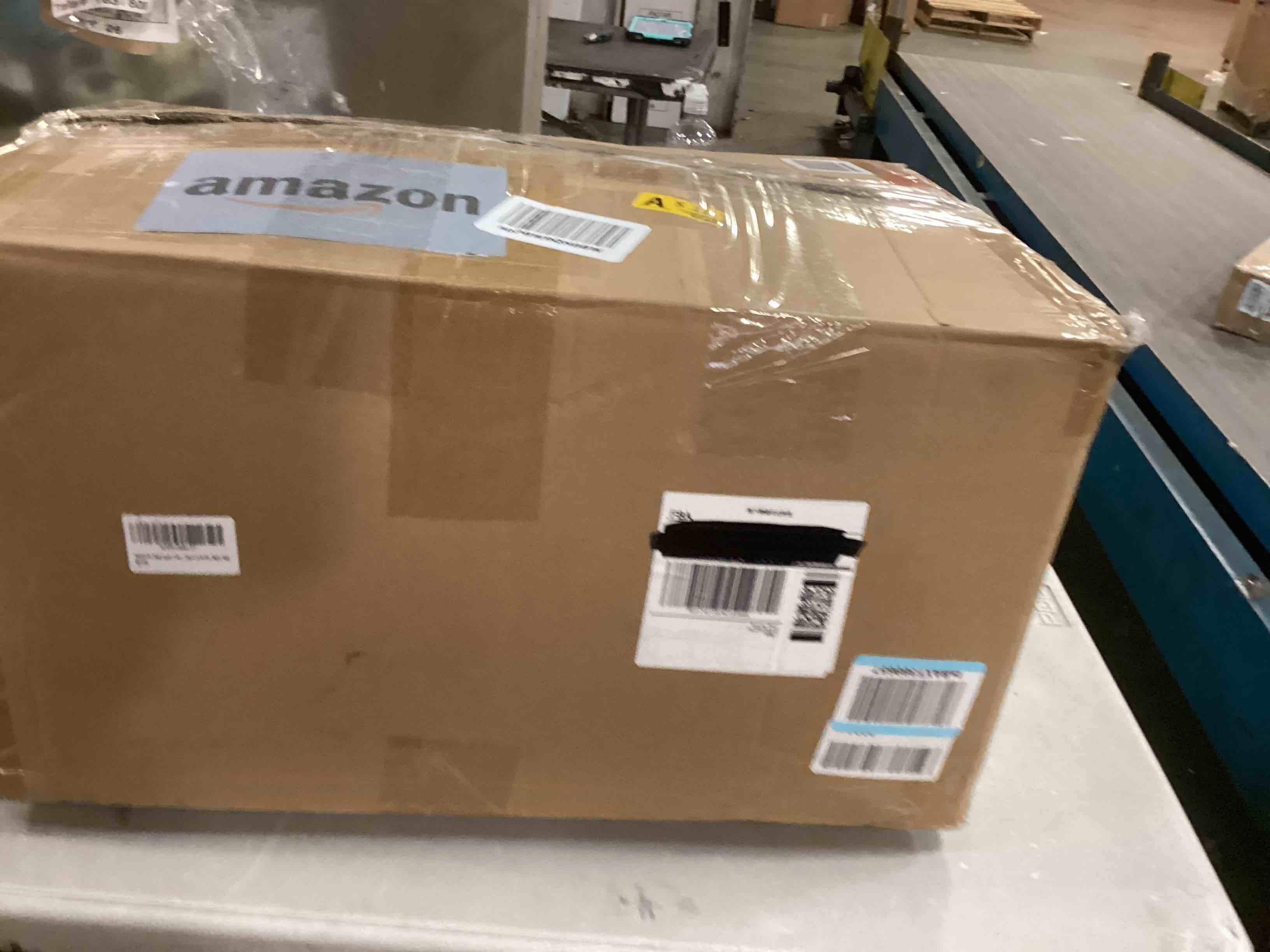 https://s3.amazonaws.com/lotting-images-prod/bidfta/ORG5922260_1711559951712.jpeg