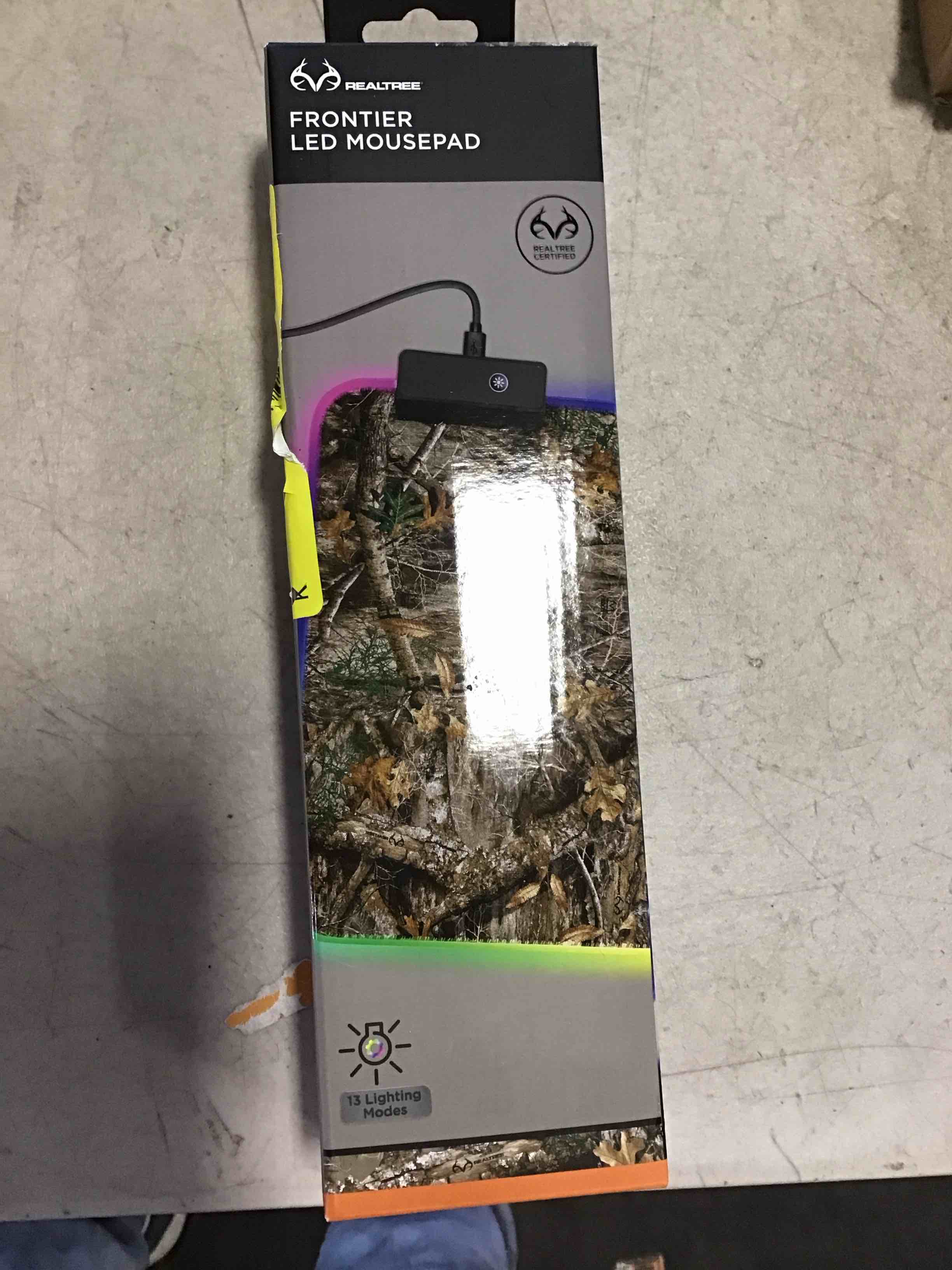 Realtree Gaming Mouse Pad 13 LED Light Modes Anti Slip Base 12.5"x9