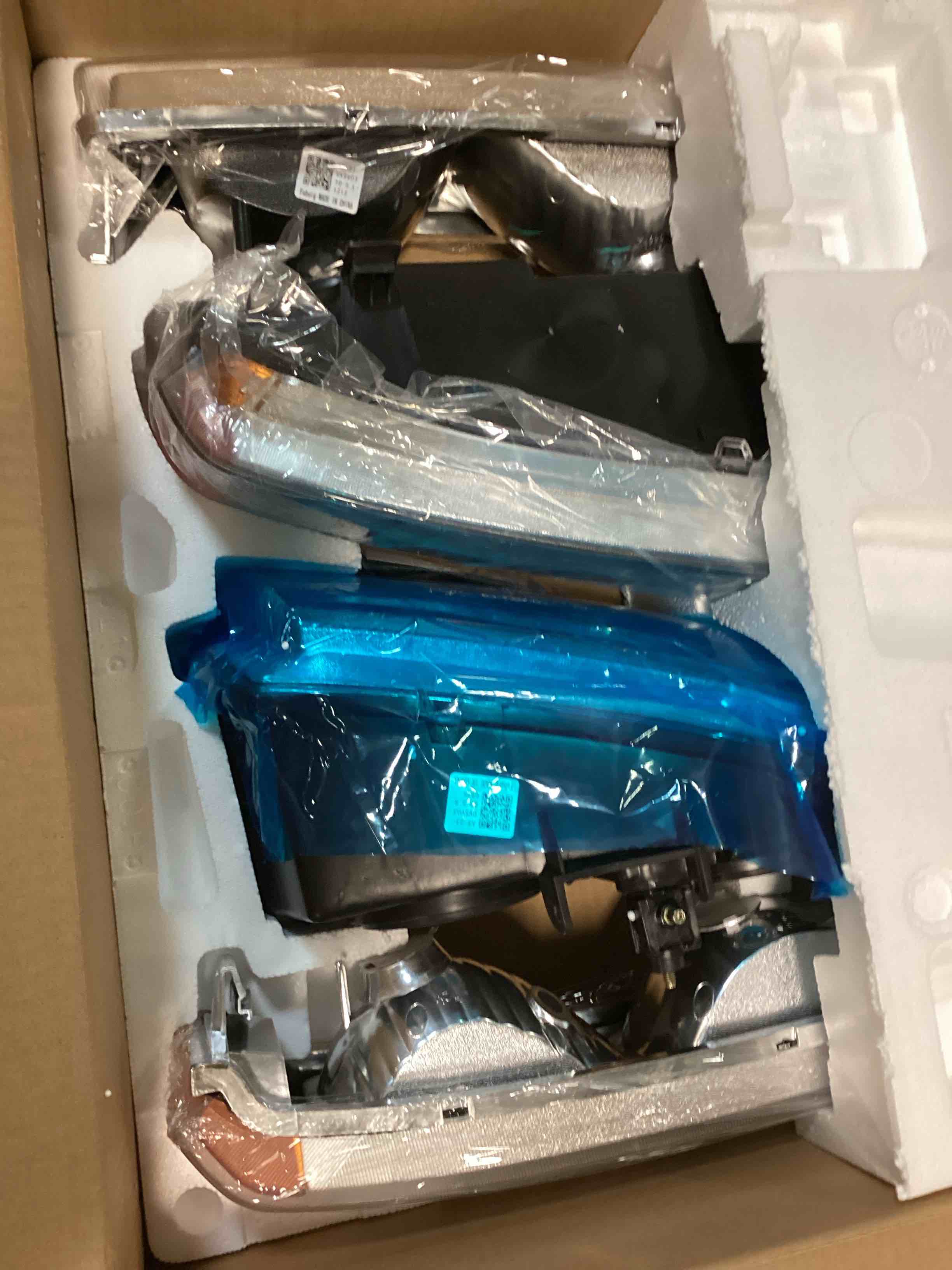 https://s3.amazonaws.com/lotting-images-prod/bidfta/ORG5925481_1709386929838.jpeg