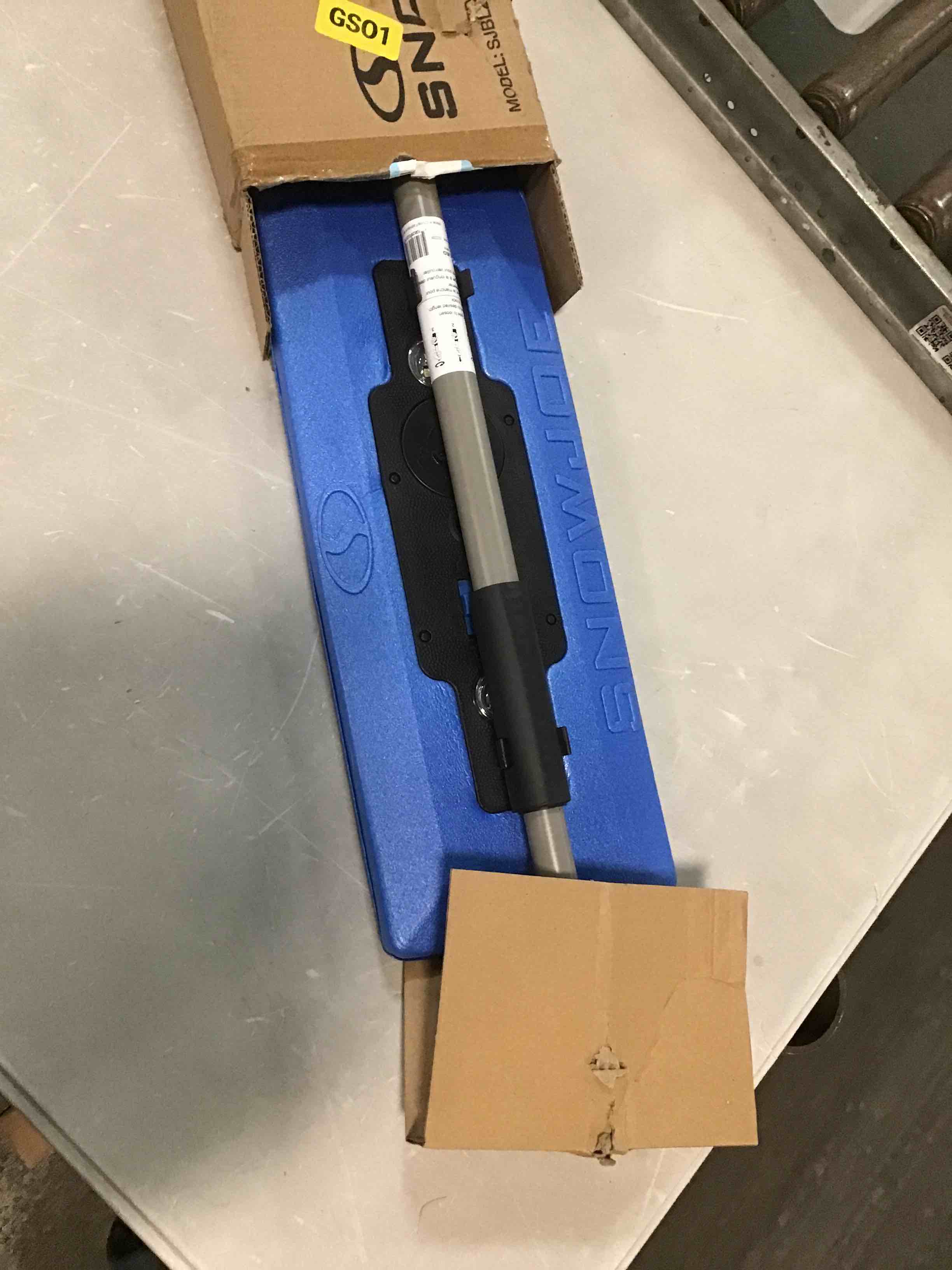 https://s3.amazonaws.com/lotting-images-prod/bidfta/ORG5925616_1709406666283.jpeg