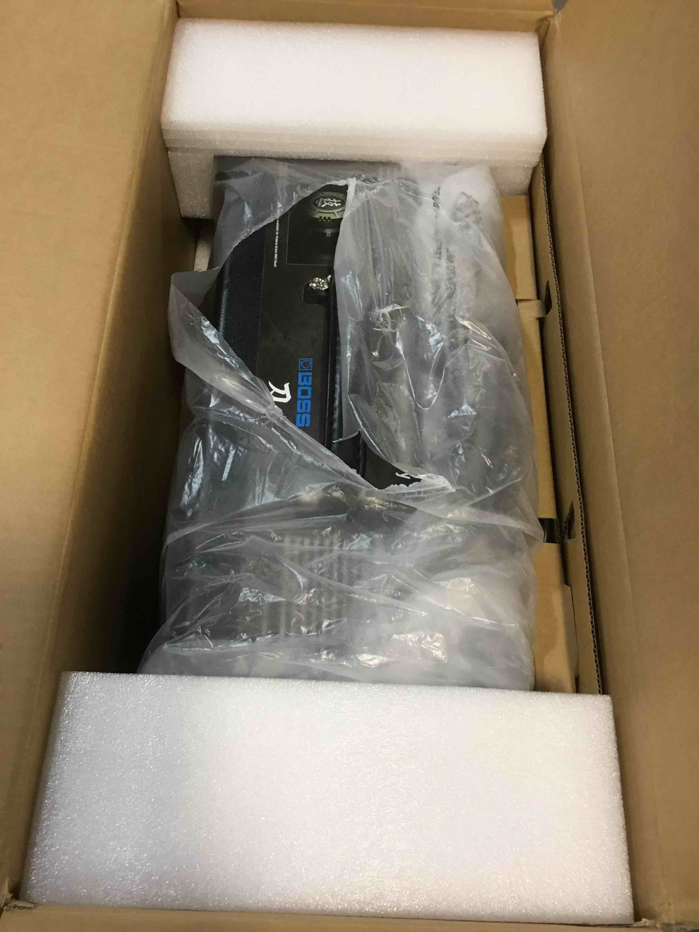 https://s3.amazonaws.com/lotting-images-prod/bidfta/ORG5926034_1709563692510.jpeg