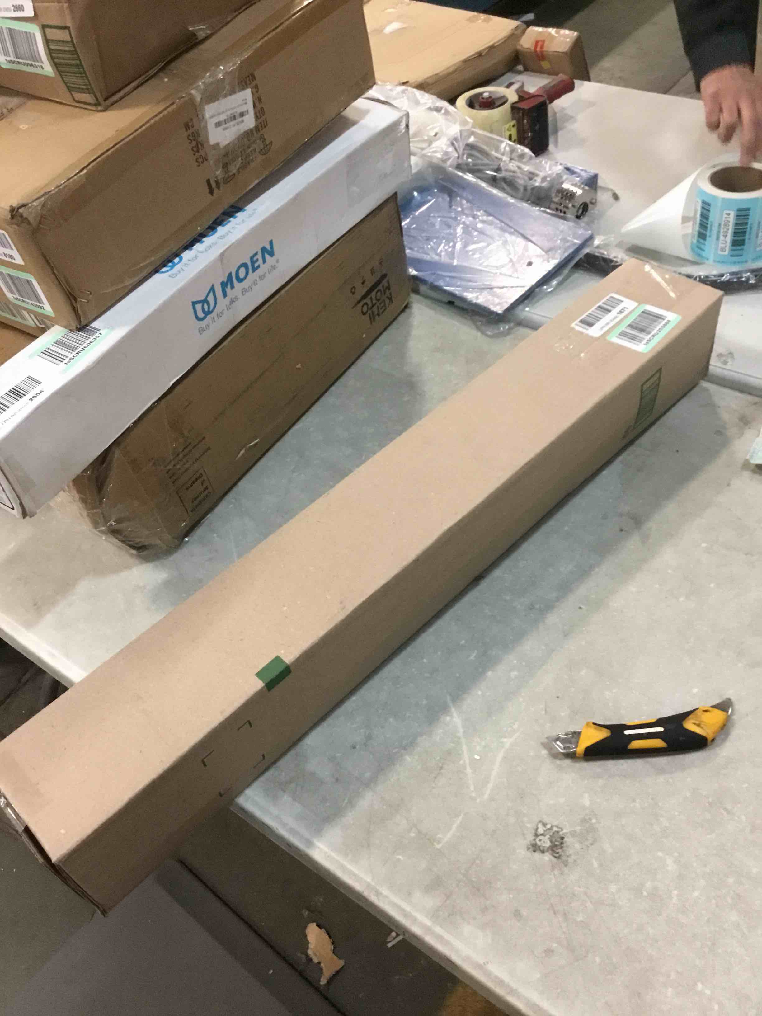 https://s3.amazonaws.com/lotting-images-prod/bidfta/ORG5928464_1709396005455.jpeg