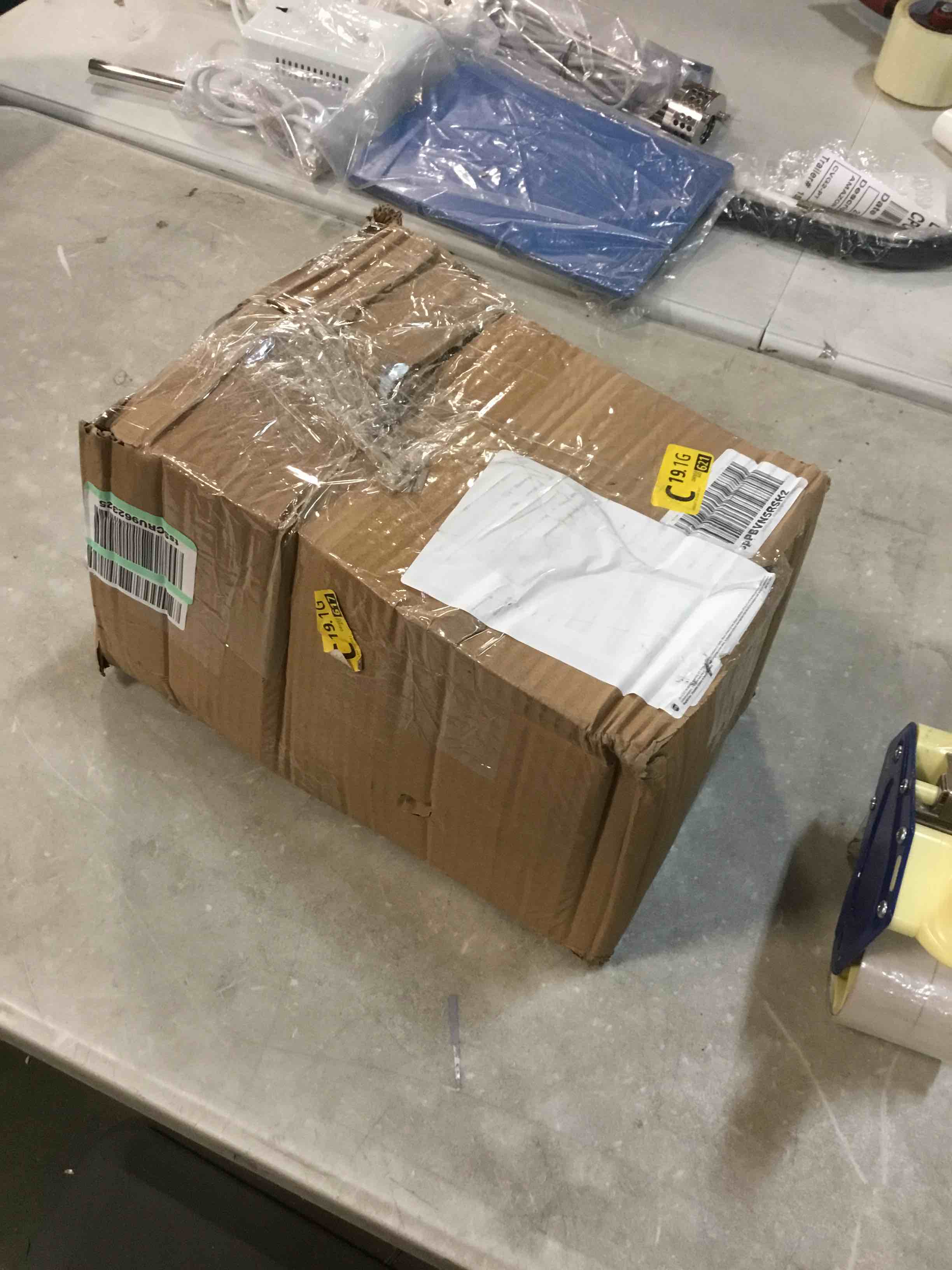 https://s3.amazonaws.com/lotting-images-prod/bidfta/ORG5928508_1709404038877.jpeg