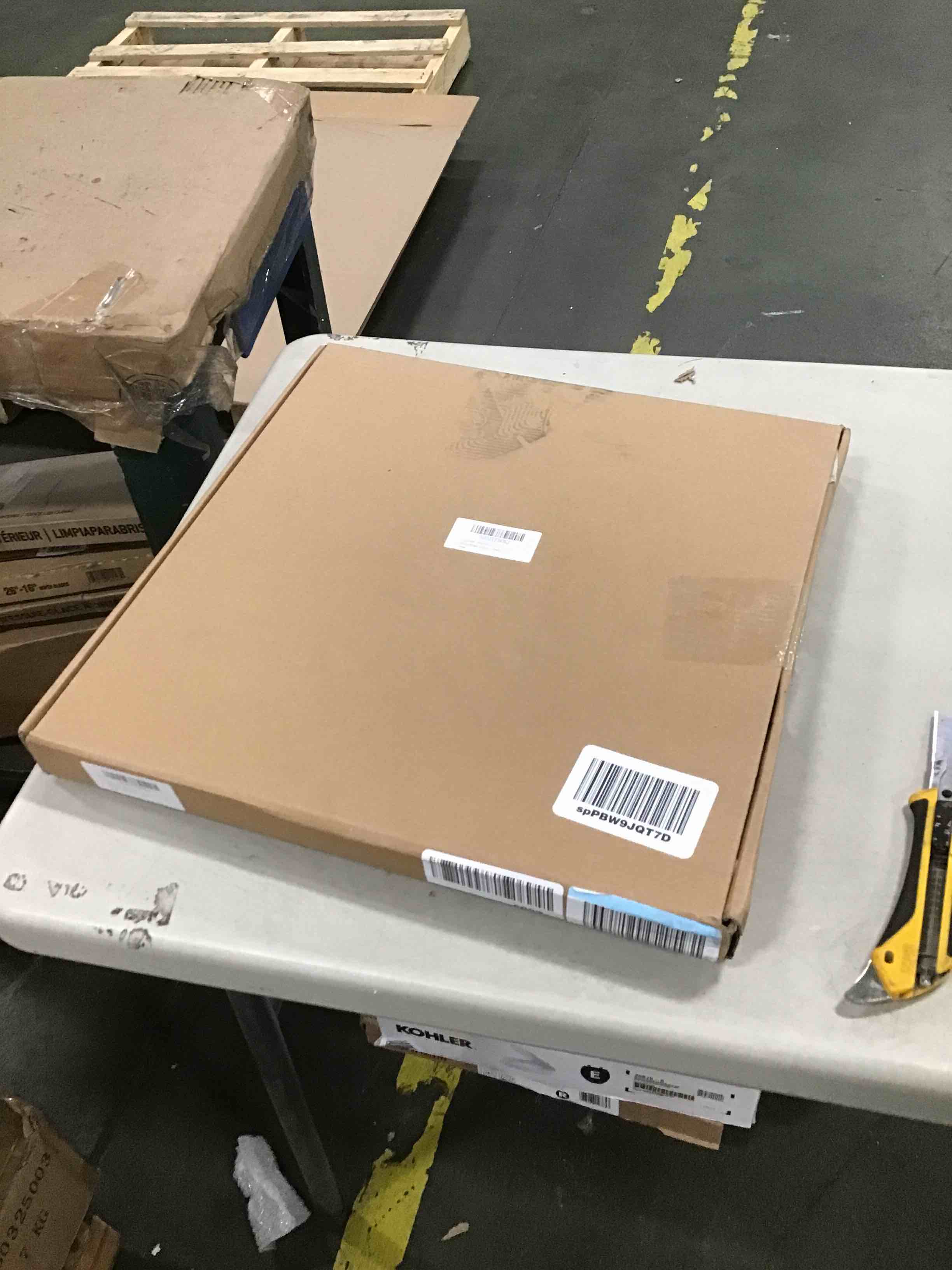 https://s3.amazonaws.com/lotting-images-prod/bidfta/ORG5929352_1710161479455.jpeg