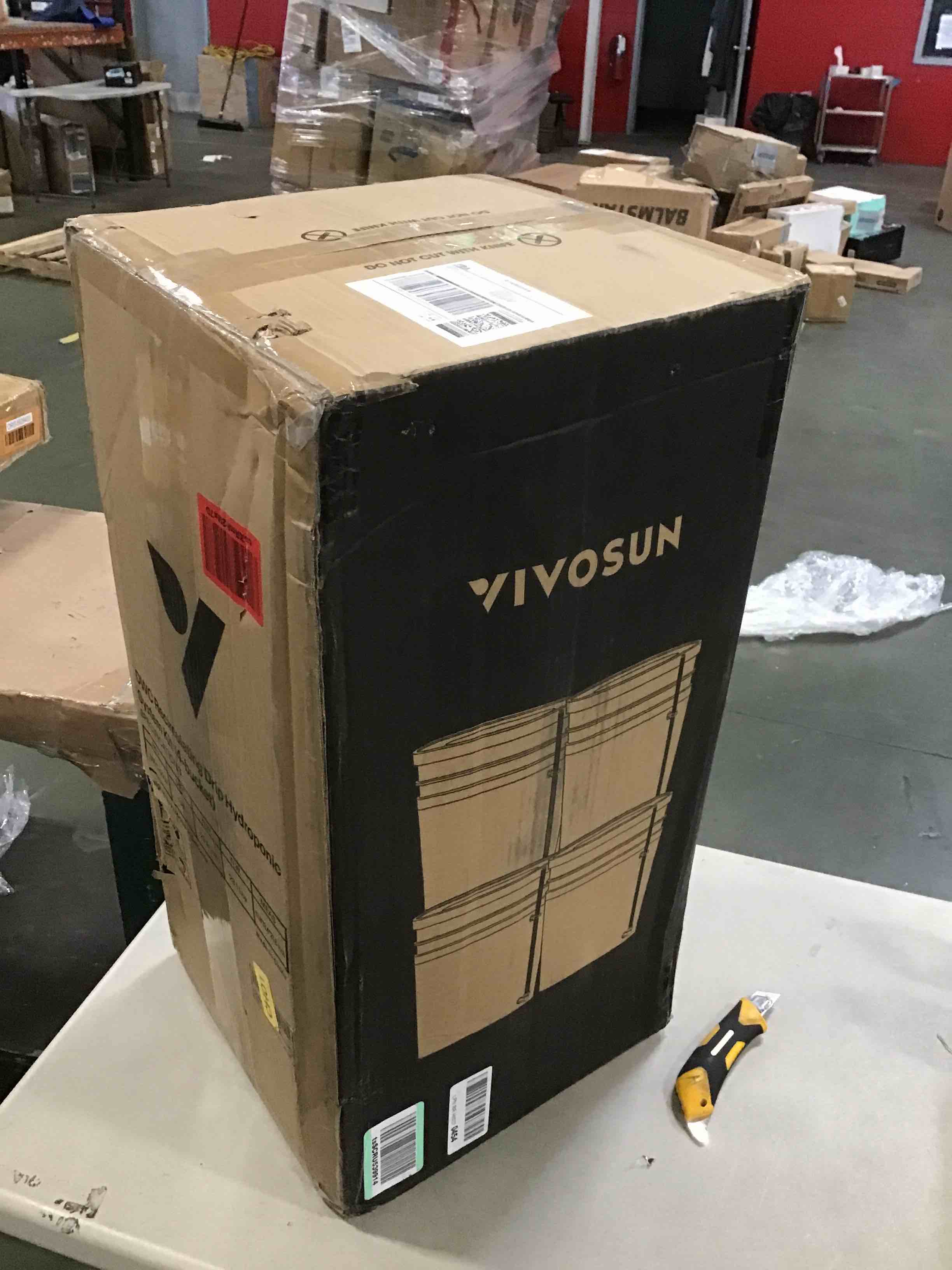 https://s3.amazonaws.com/lotting-images-prod/bidfta/ORG5929406_1710170555532.jpeg