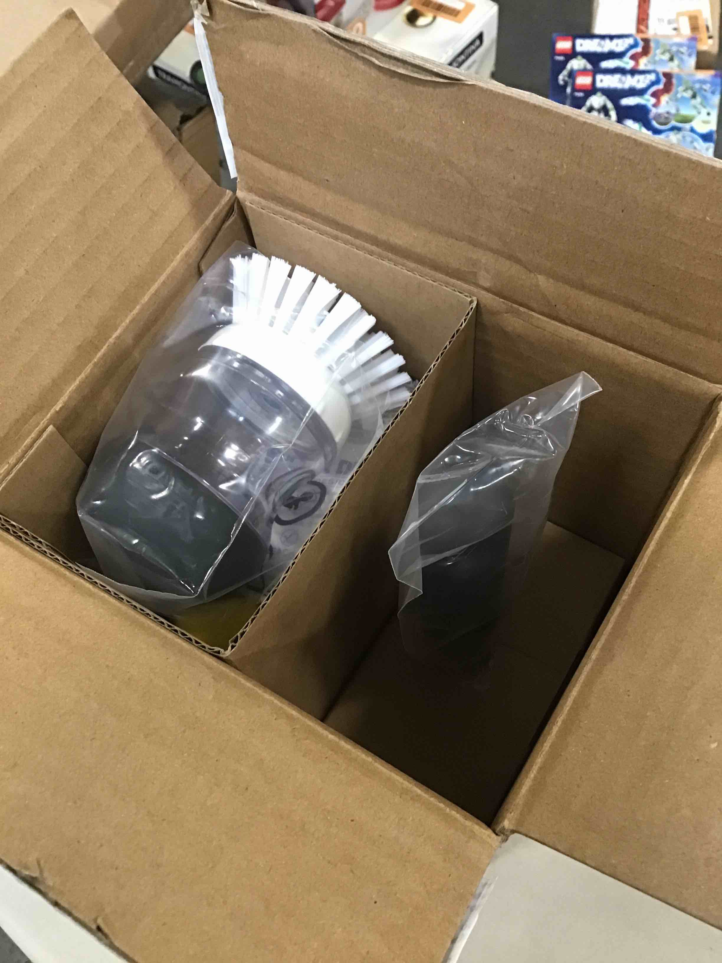 https://s3.amazonaws.com/lotting-images-prod/bidfta/ORG5929570_1710253439077.jpeg