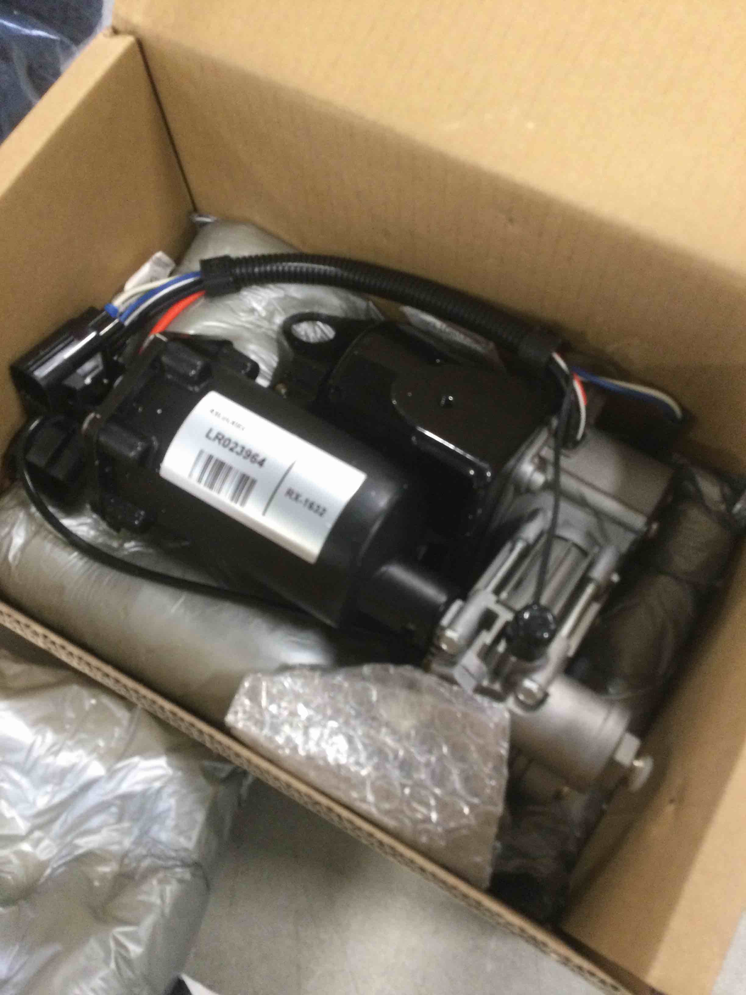 https://s3.amazonaws.com/lotting-images-prod/bidfta/ORG5931985_1709823071564.jpeg
