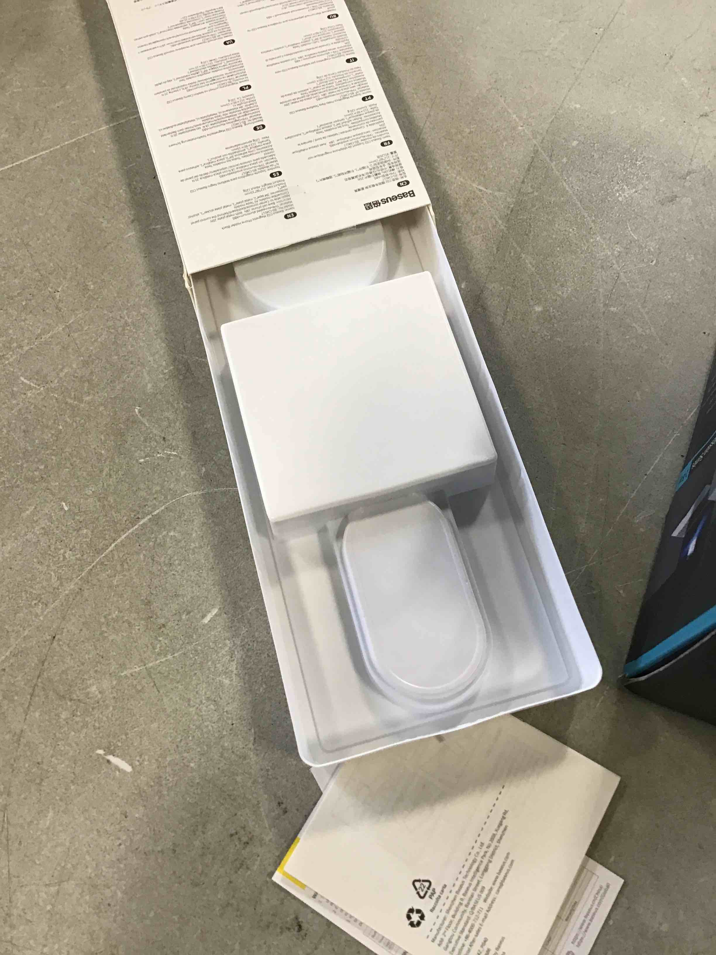 https://s3.amazonaws.com/lotting-images-prod/bidfta/ORG5932205_1709913735318.jpeg