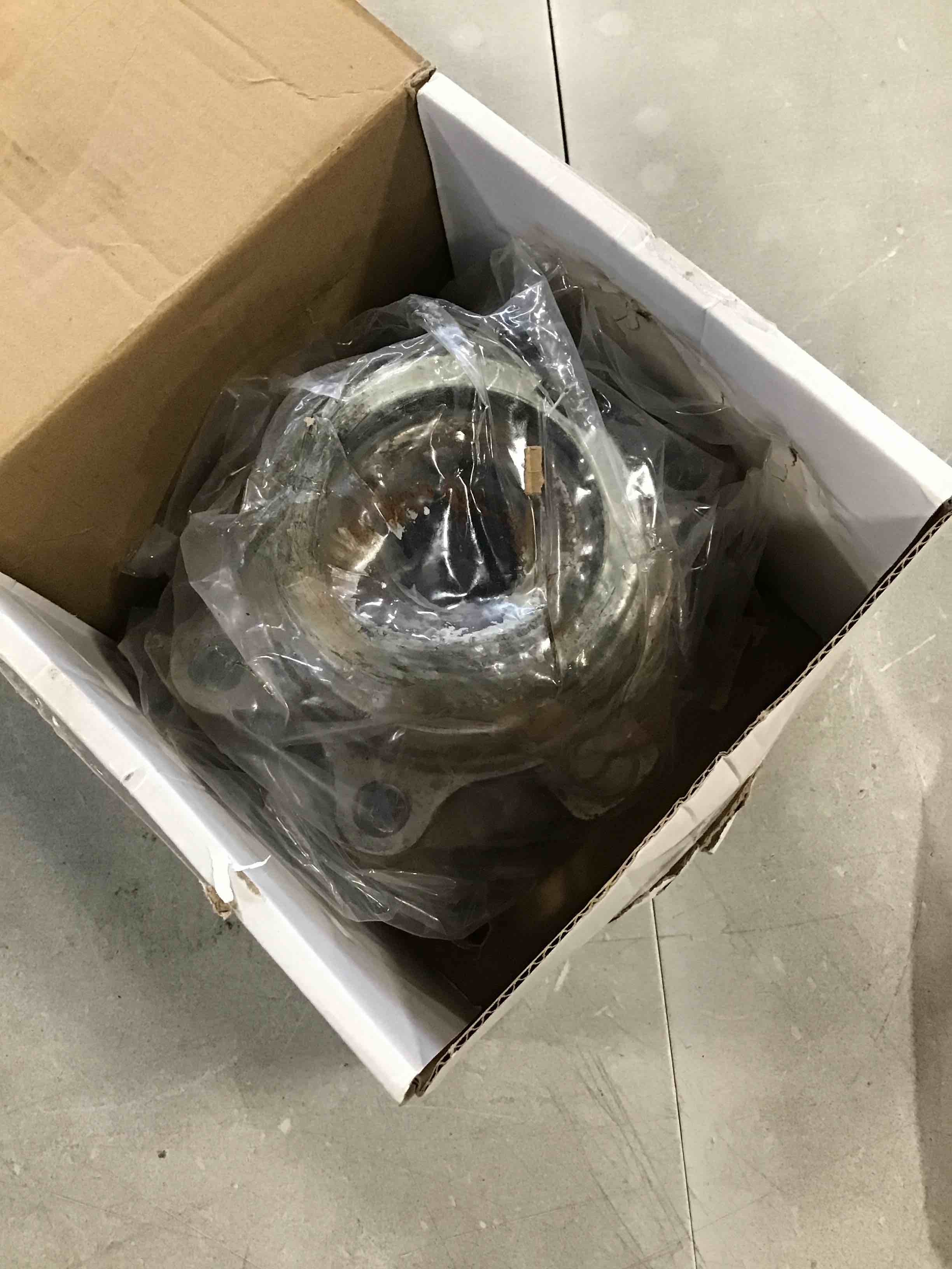 https://s3.amazonaws.com/lotting-images-prod/bidfta/ORG5932286_1709927366212.jpeg