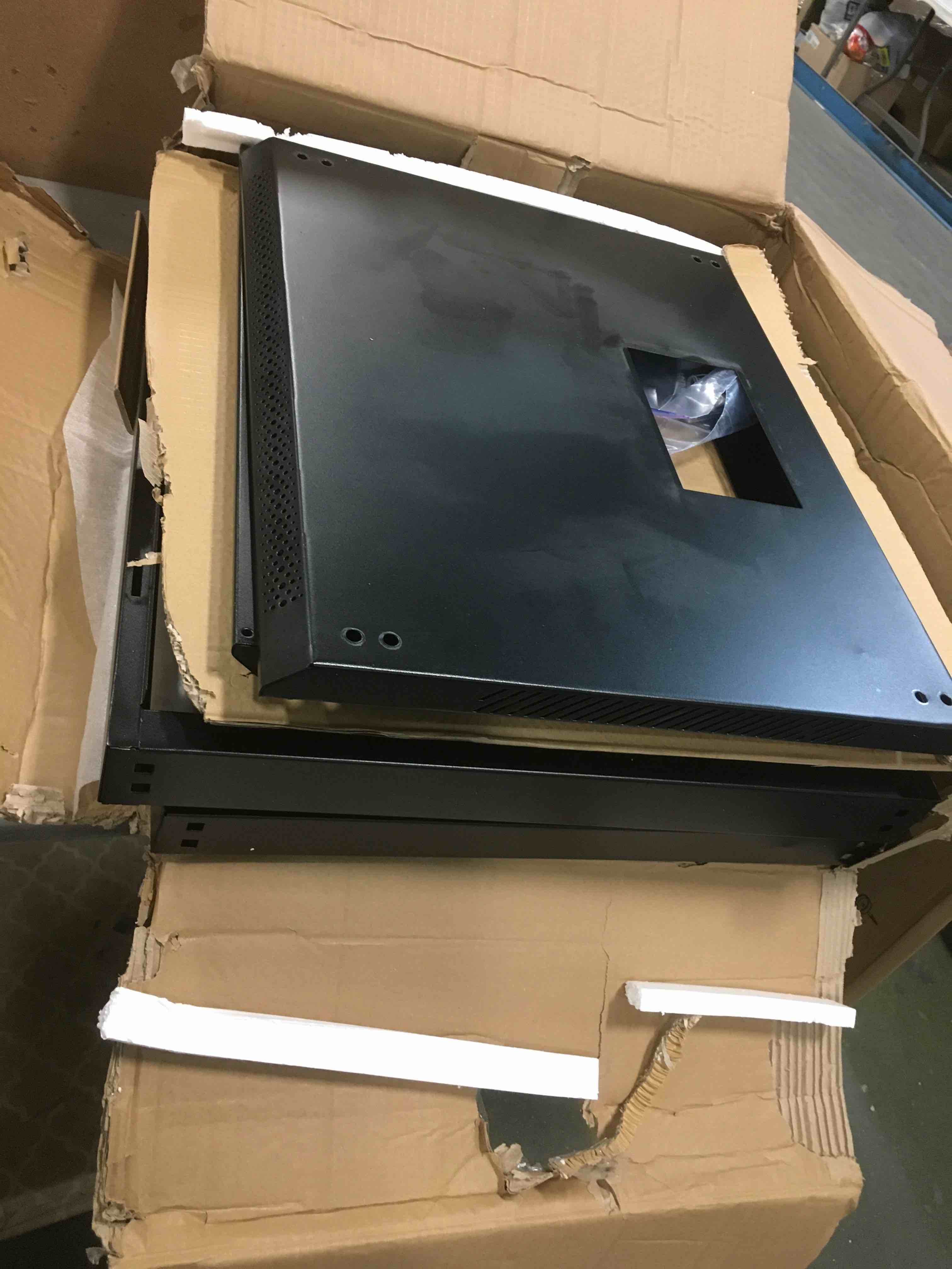 https://s3.amazonaws.com/lotting-images-prod/bidfta/ORG5934352_1711192788217.jpeg