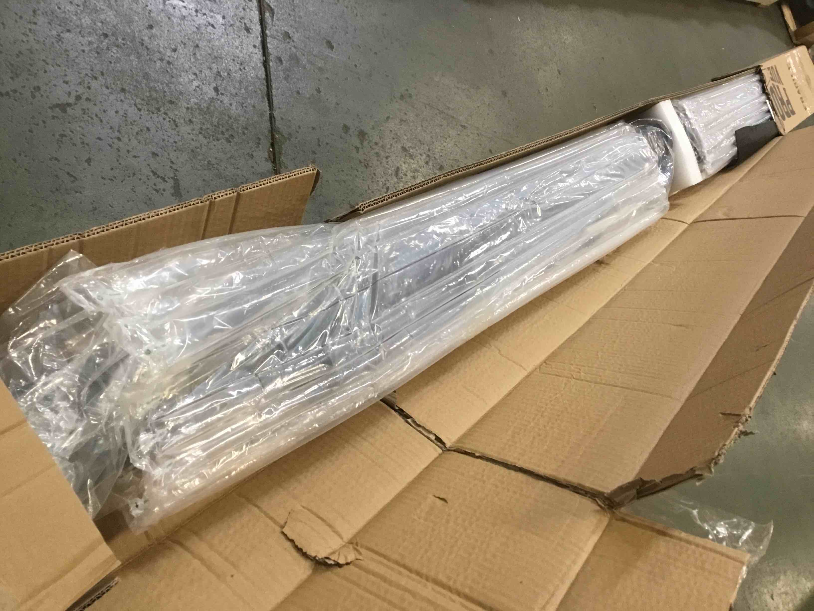 https://s3.amazonaws.com/lotting-images-prod/bidfta/ORG5935759_1710181832199.jpeg