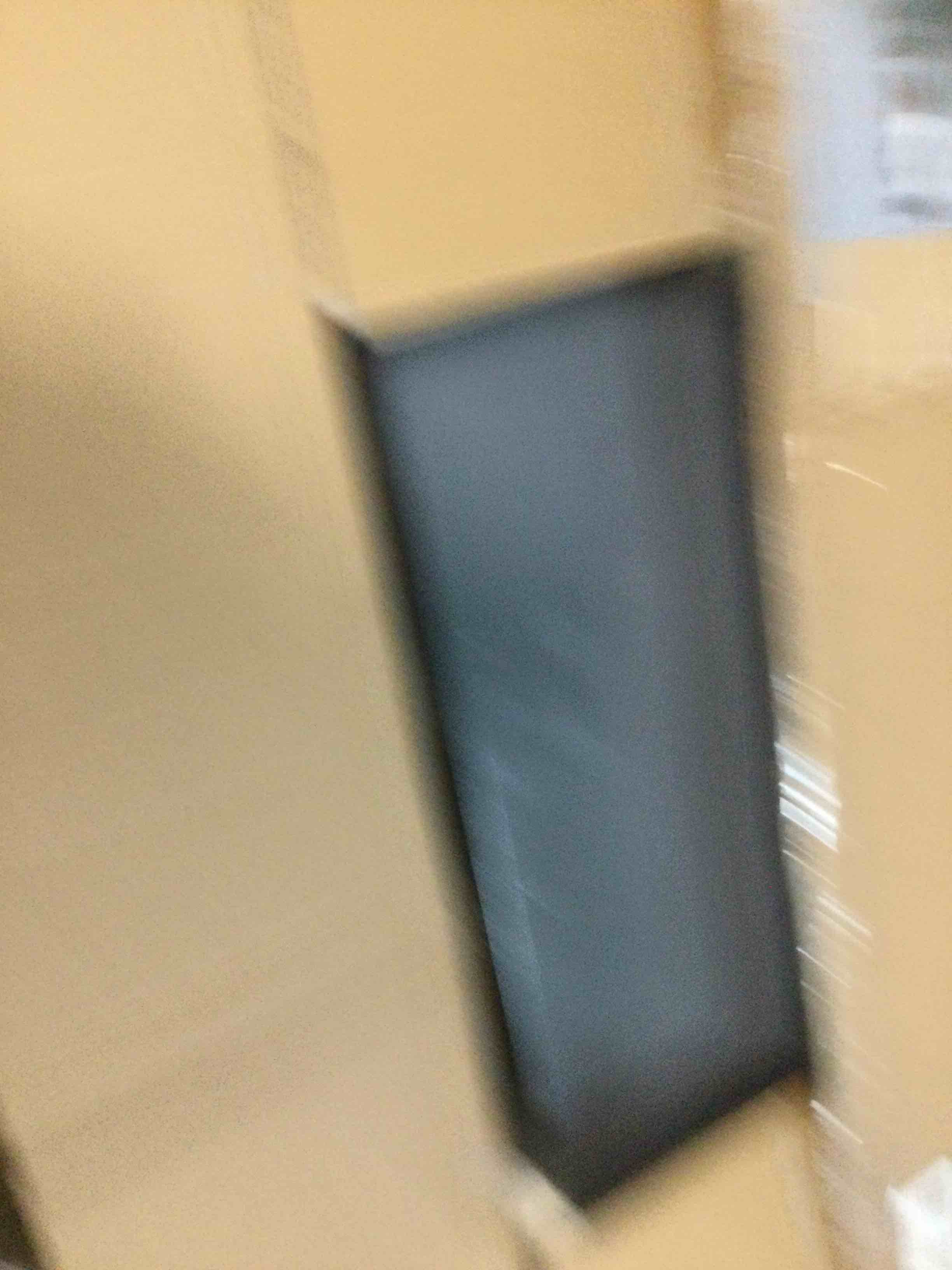 https://s3.amazonaws.com/lotting-images-prod/bidfta/ORG5936302_1711451686683.jpeg