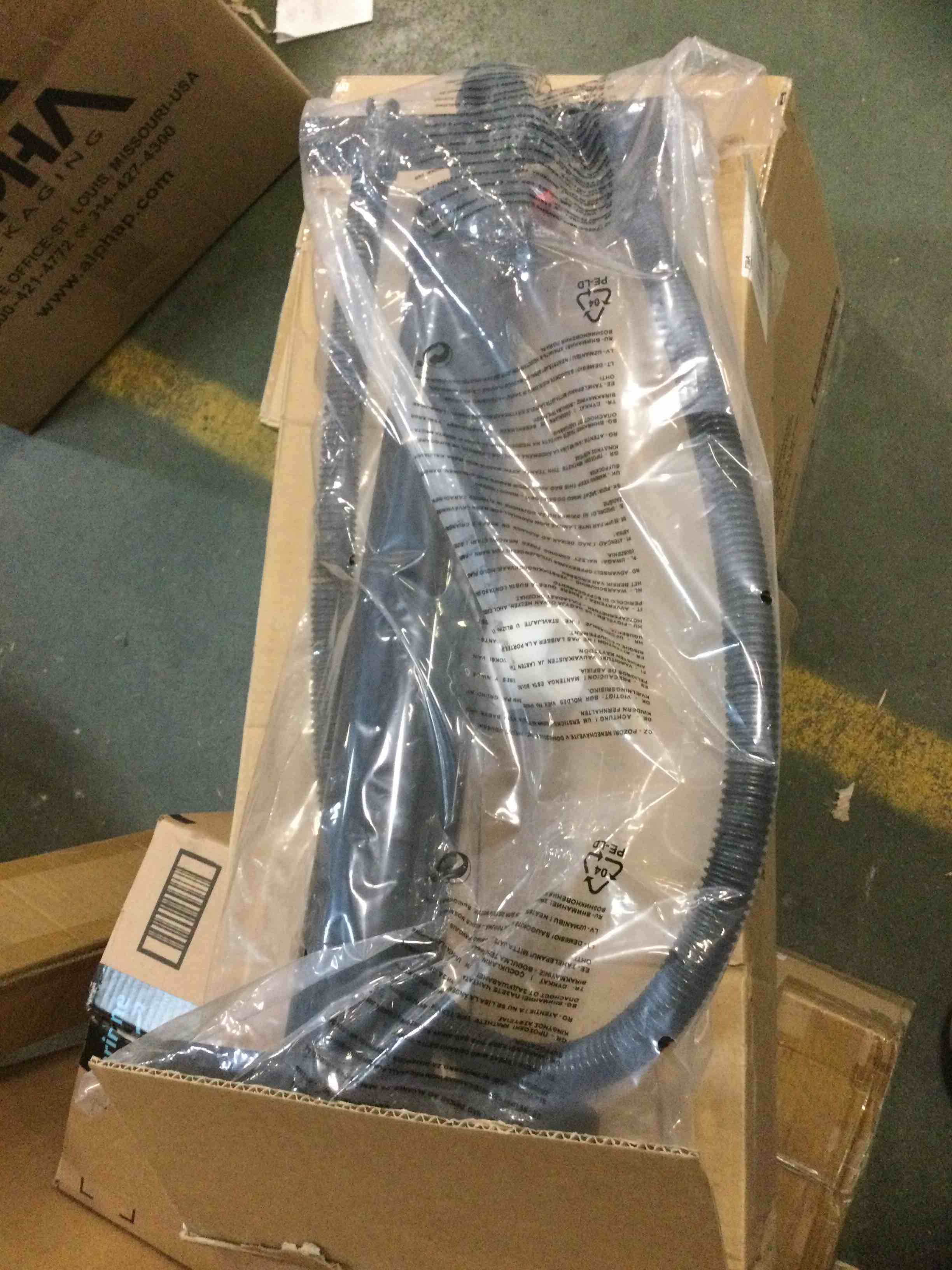 https://s3.amazonaws.com/lotting-images-prod/bidfta/ORG5936472_1711475615346.jpeg