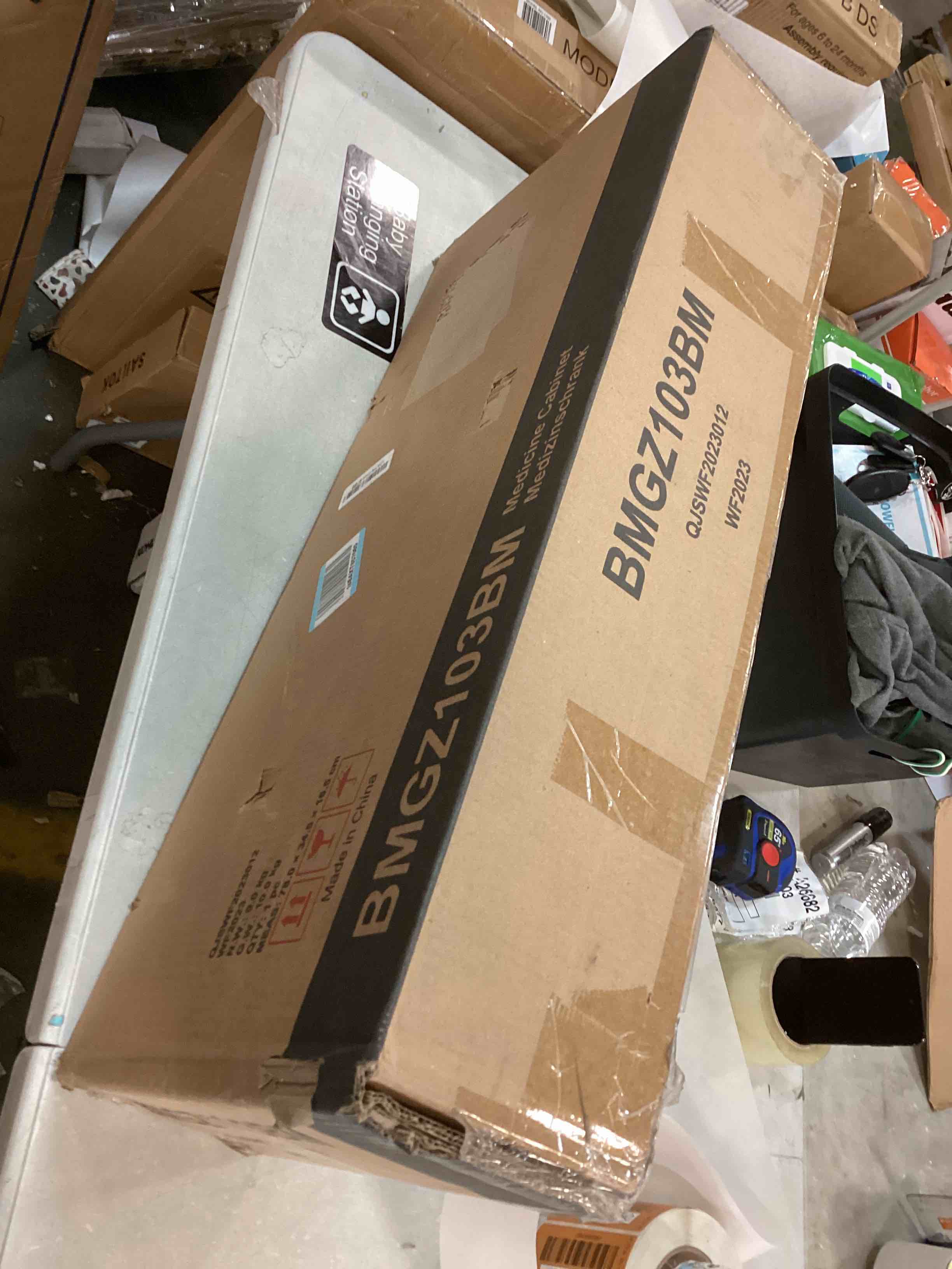 https://s3.amazonaws.com/lotting-images-prod/bidfta/ORG5937851_1710271568058.jpeg