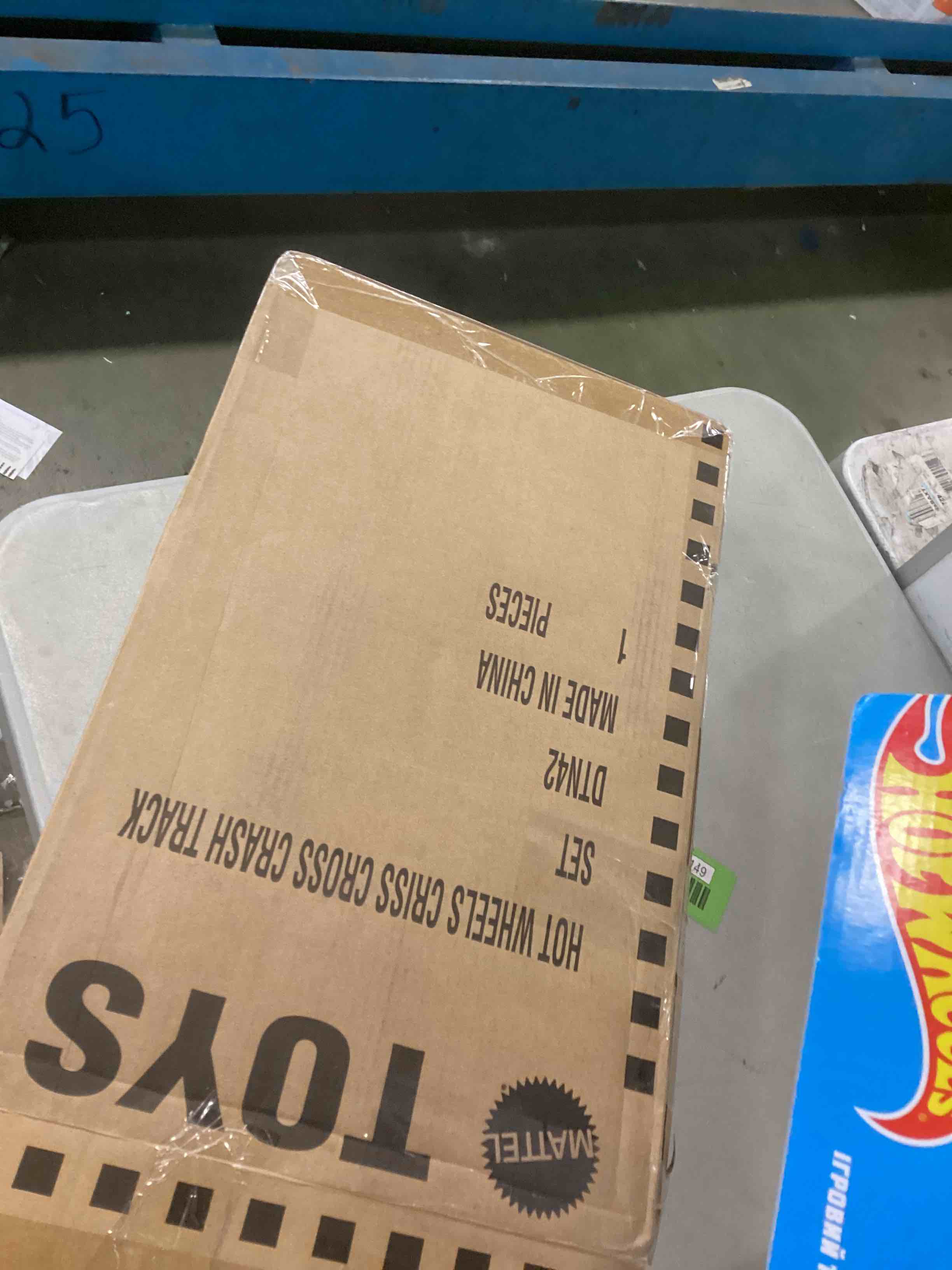 https://s3.amazonaws.com/lotting-images-prod/bidfta/ORG5938149_1710354172161.jpeg