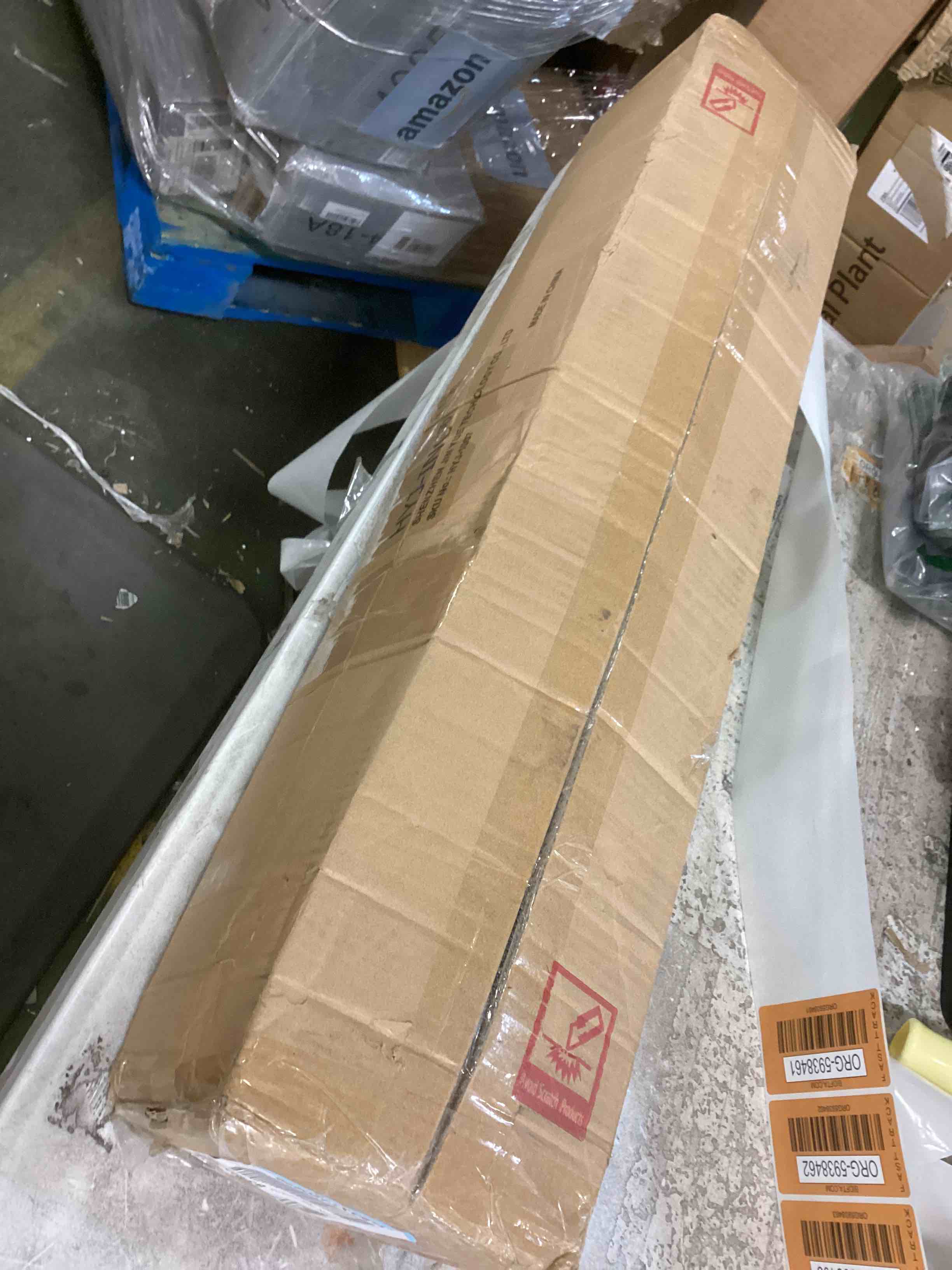 https://s3.amazonaws.com/lotting-images-prod/bidfta/ORG5938461_1710440956966.jpeg