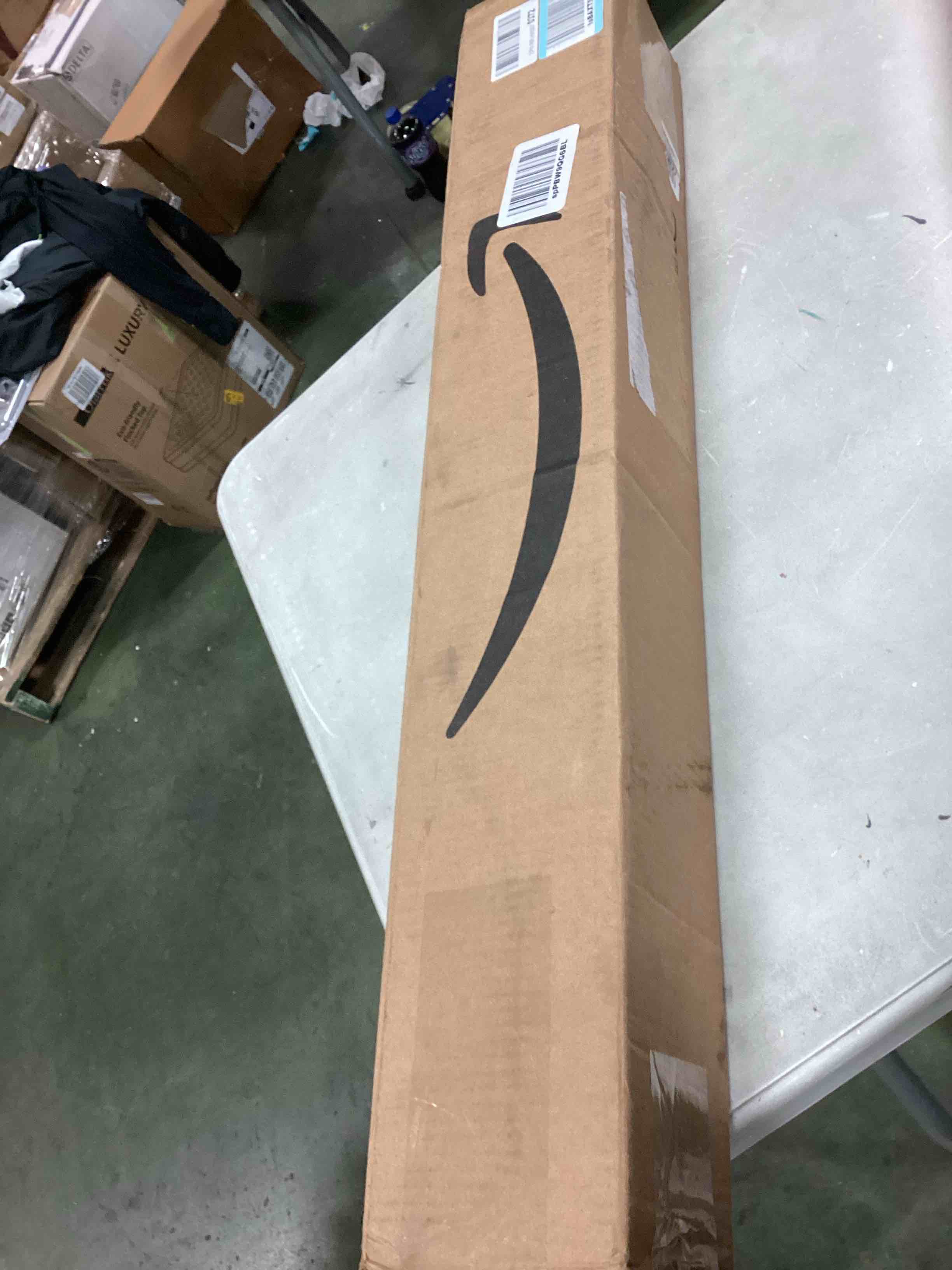https://s3.amazonaws.com/lotting-images-prod/bidfta/ORG5940982_1712060651156.jpeg