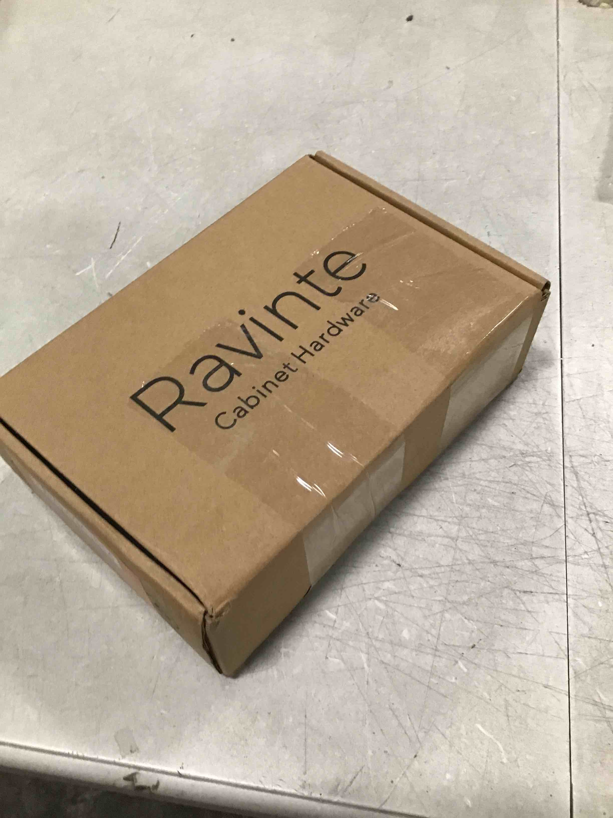 https://s3.amazonaws.com/lotting-images-prod/bidfta/ORG5941614_1712924978393.jpeg