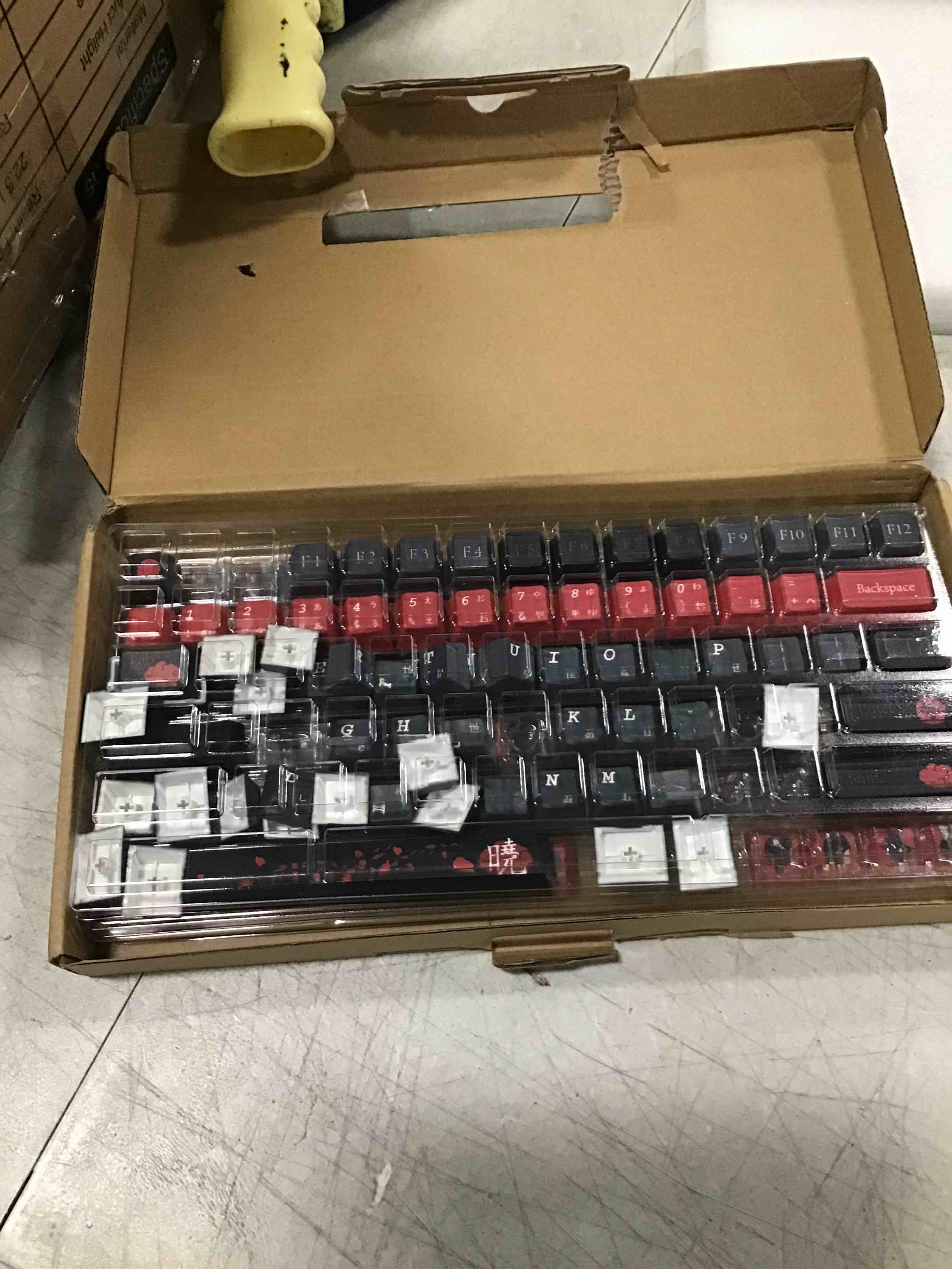 https://s3.amazonaws.com/lotting-images-prod/bidfta/ORG5941617_1712925412120.jpeg