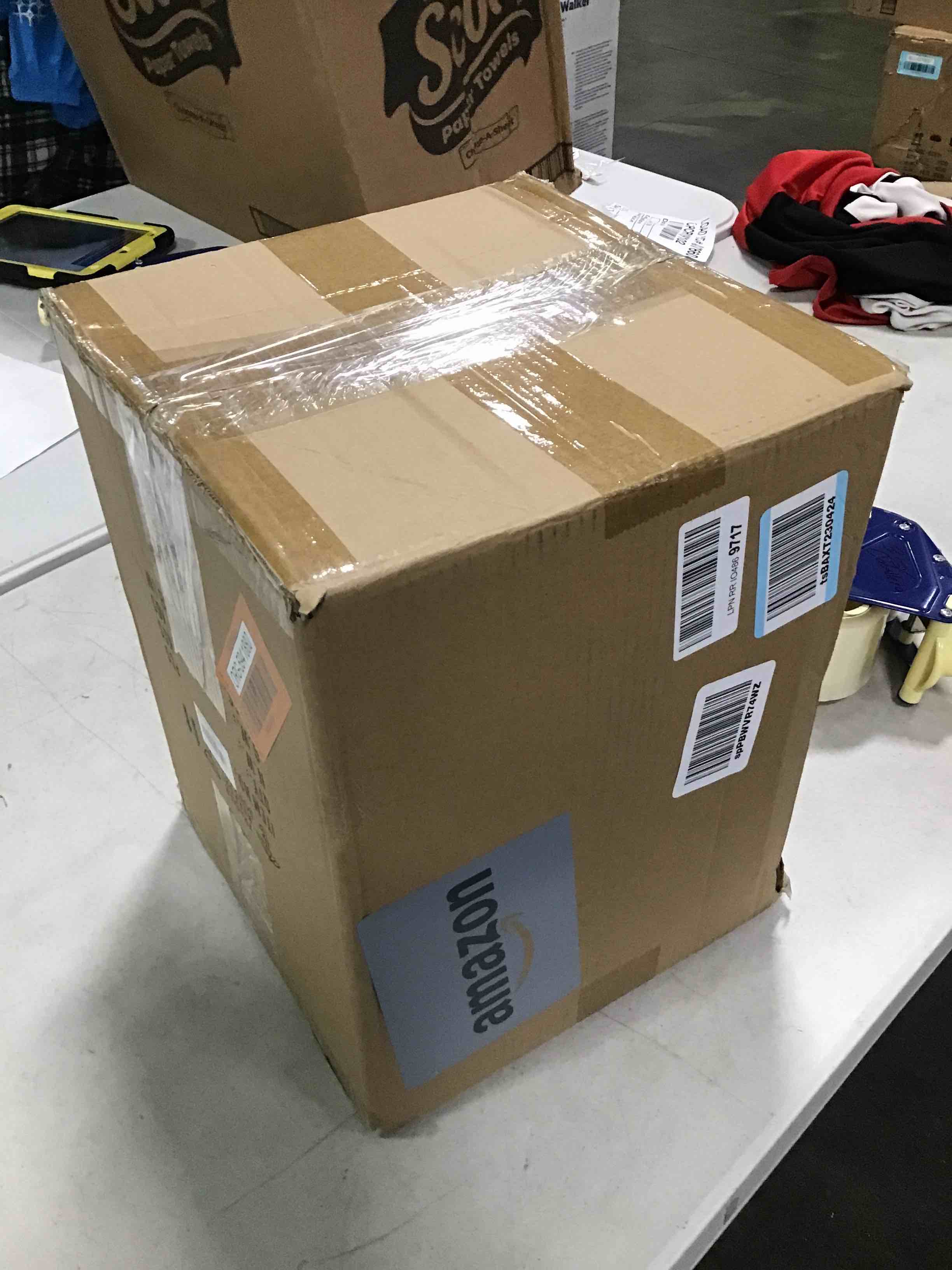 https://s3.amazonaws.com/lotting-images-prod/bidfta/ORG5941880_1713358972268.jpeg