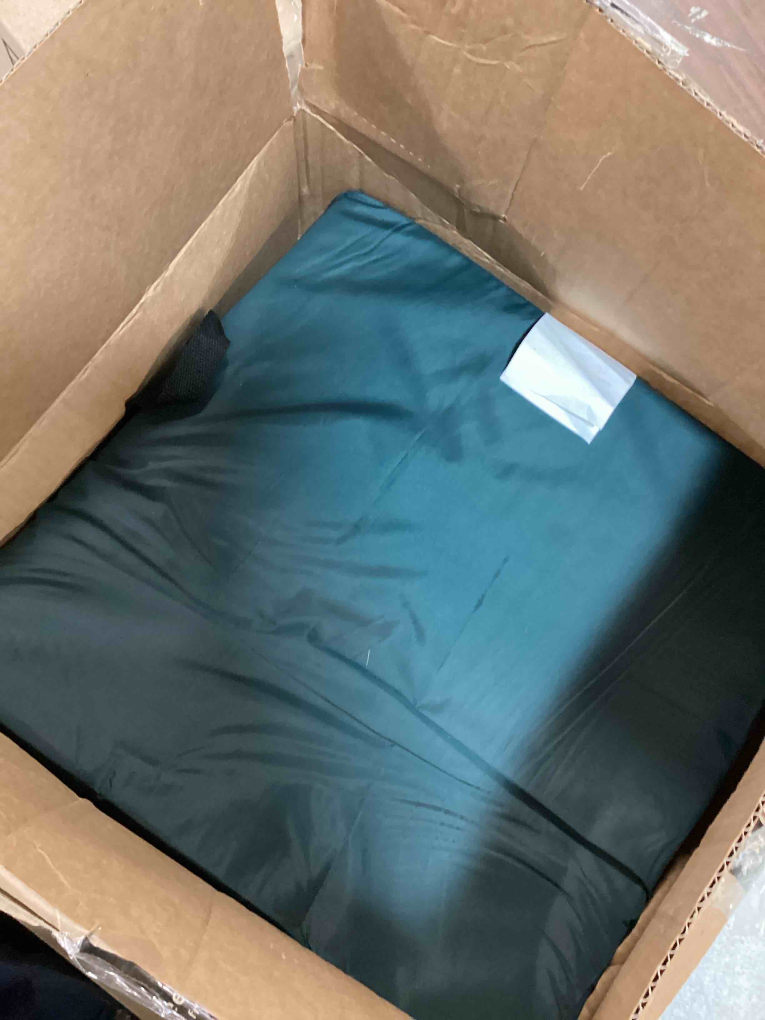 https://s3.amazonaws.com/lotting-images-prod/bidfta/ORG5943678_1710273448646.jpeg