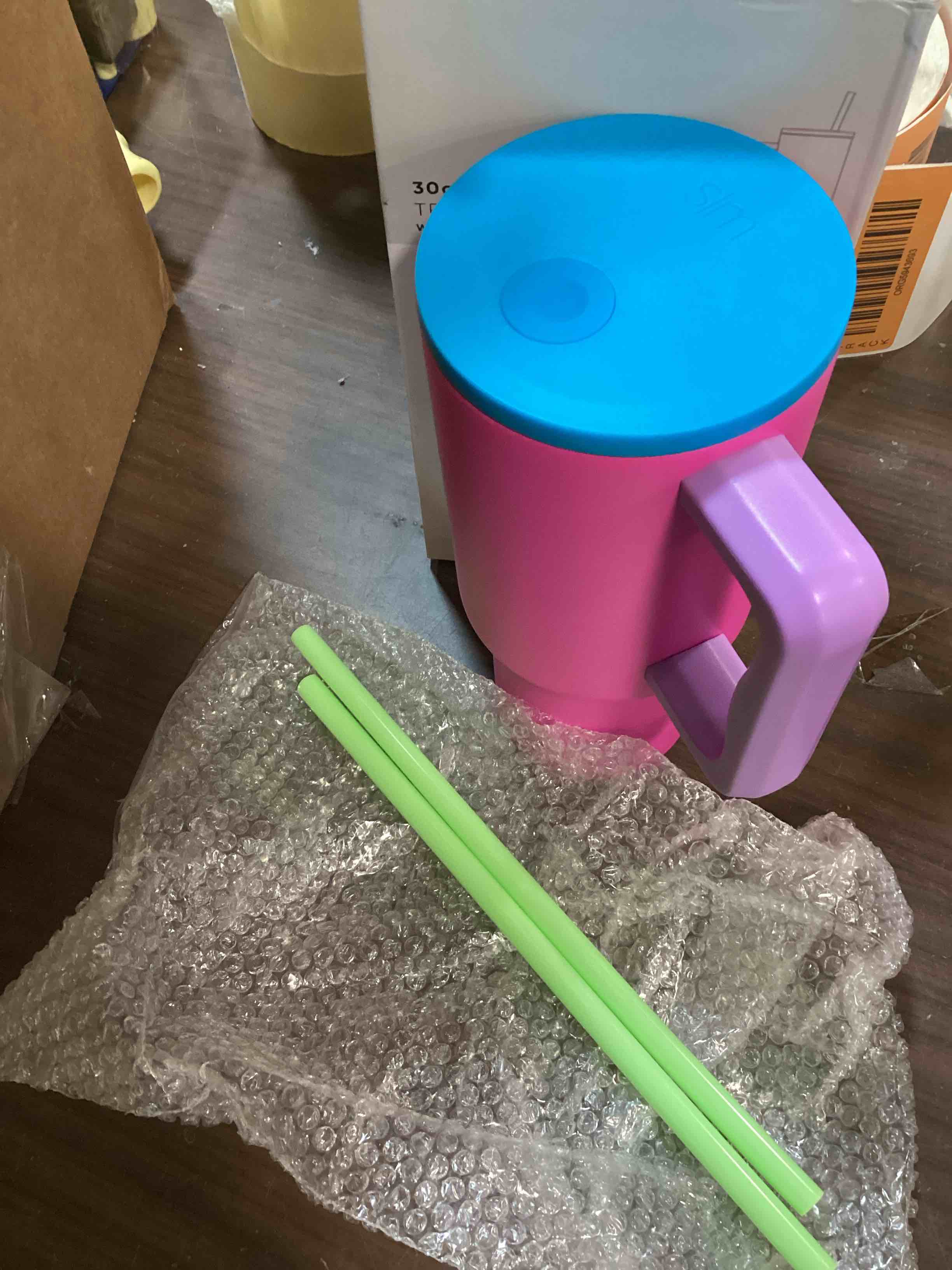 https://s3.amazonaws.com/lotting-images-prod/bidfta/ORG5943693_1710328211151.jpeg