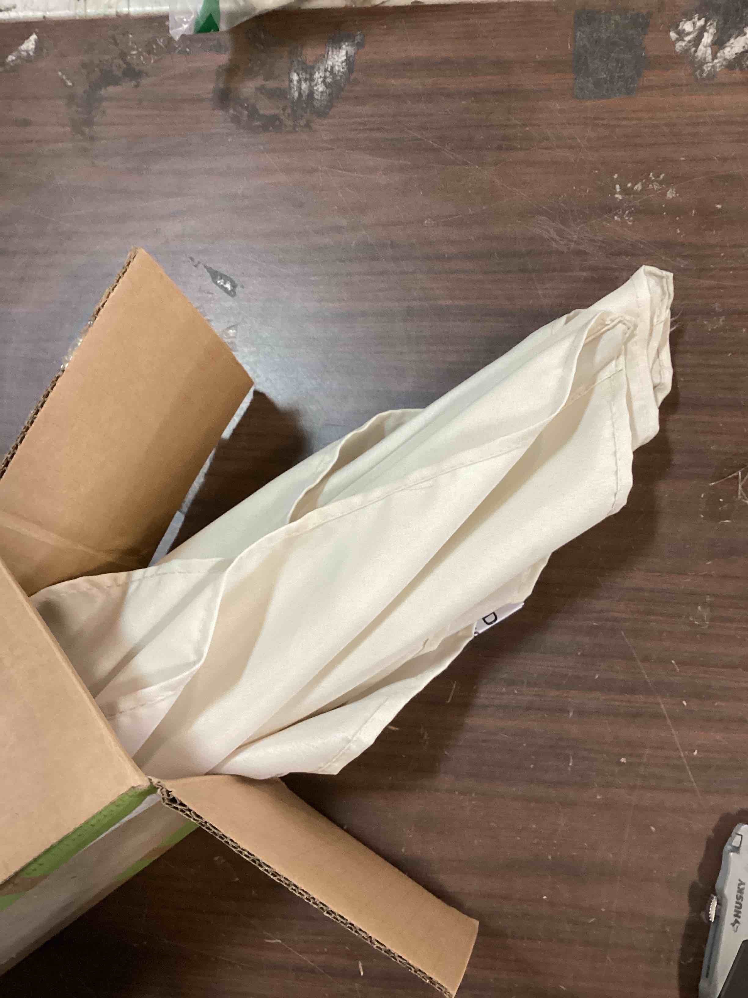 https://s3.amazonaws.com/lotting-images-prod/bidfta/ORG5943852_1710354371820.jpeg
