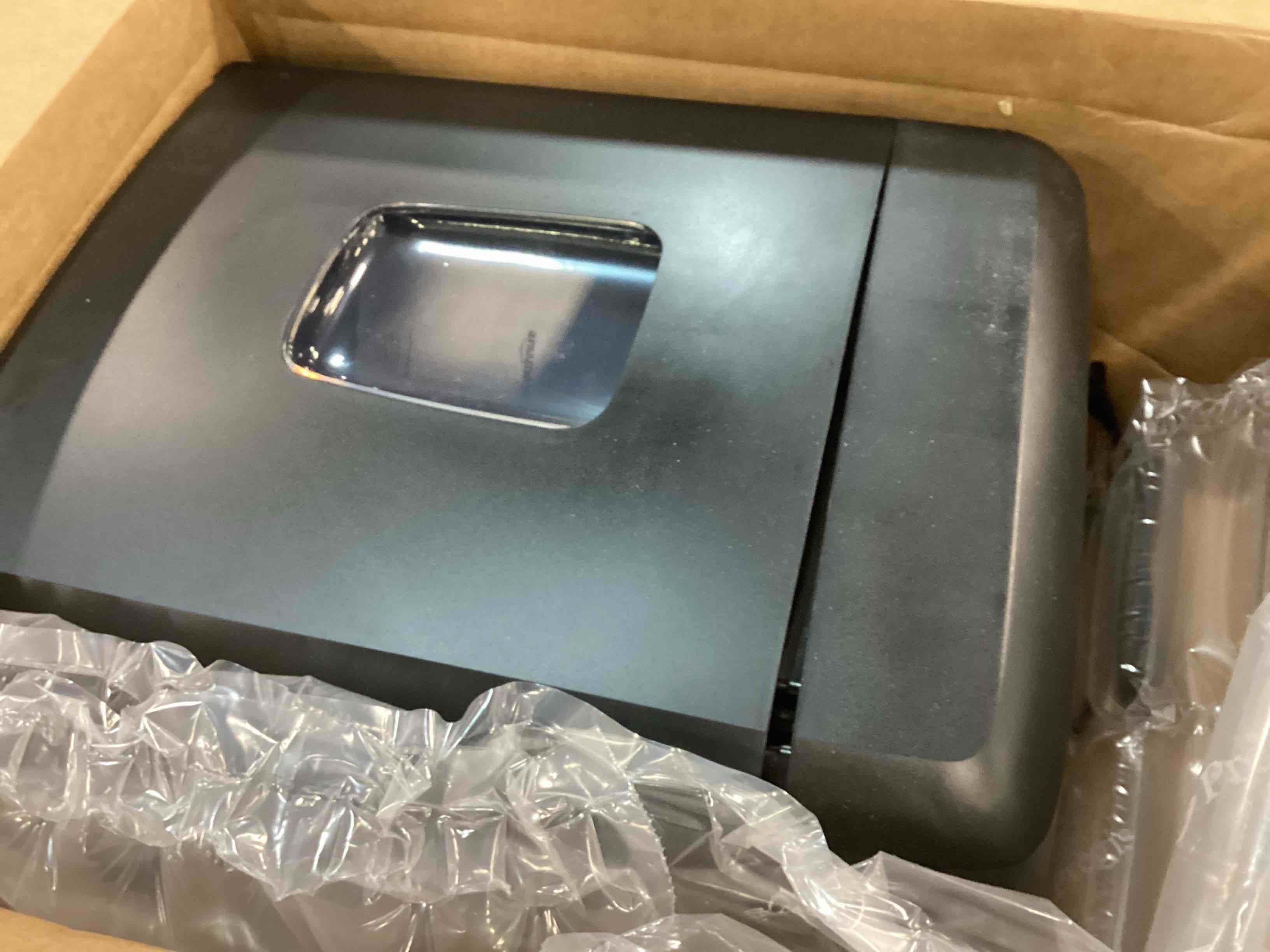 https://s3.amazonaws.com/lotting-images-prod/bidfta/ORG5944232_1710519528207.jpeg