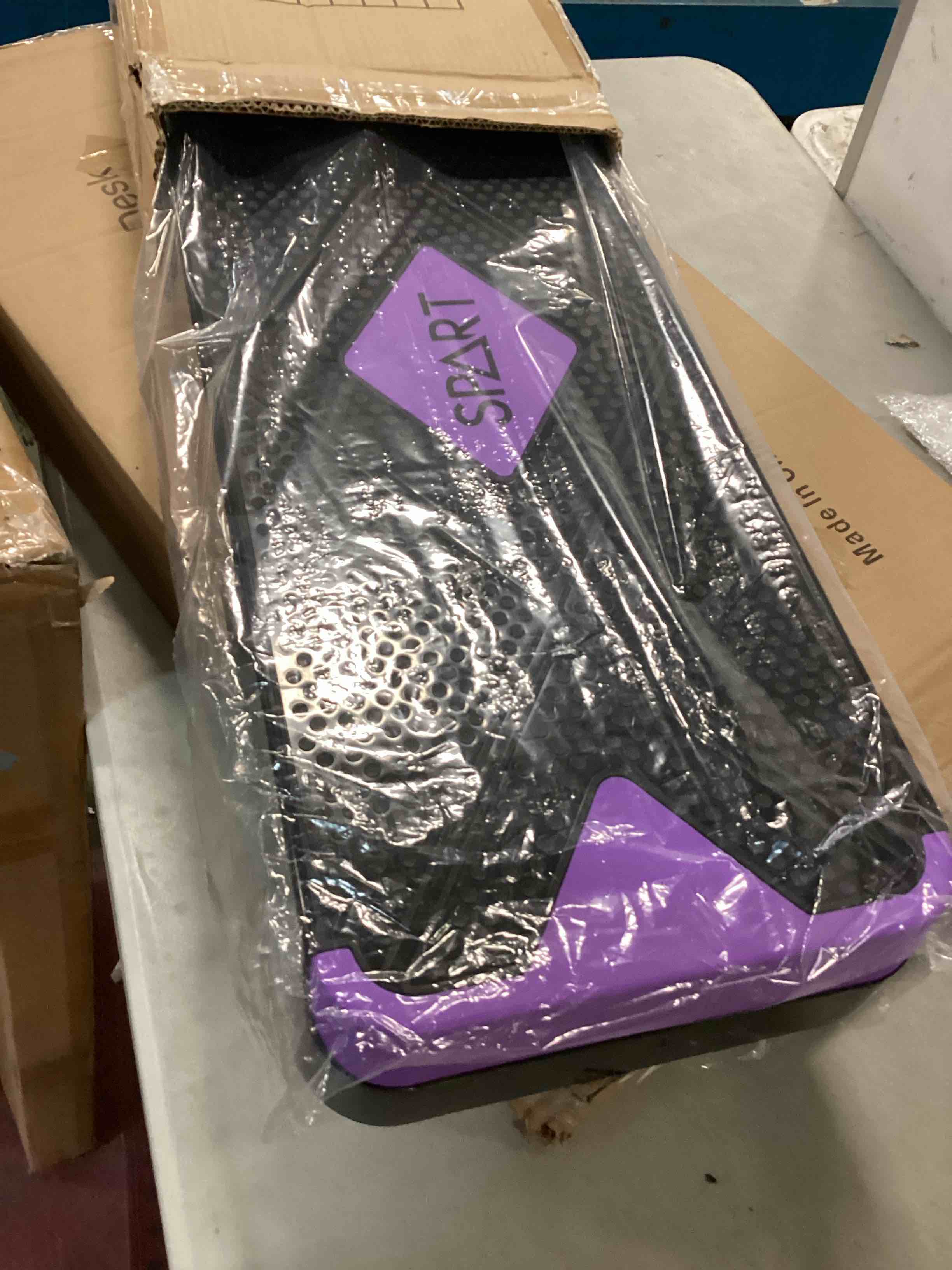 https://s3.amazonaws.com/lotting-images-prod/bidfta/ORG5944431_1710775660485.jpeg
