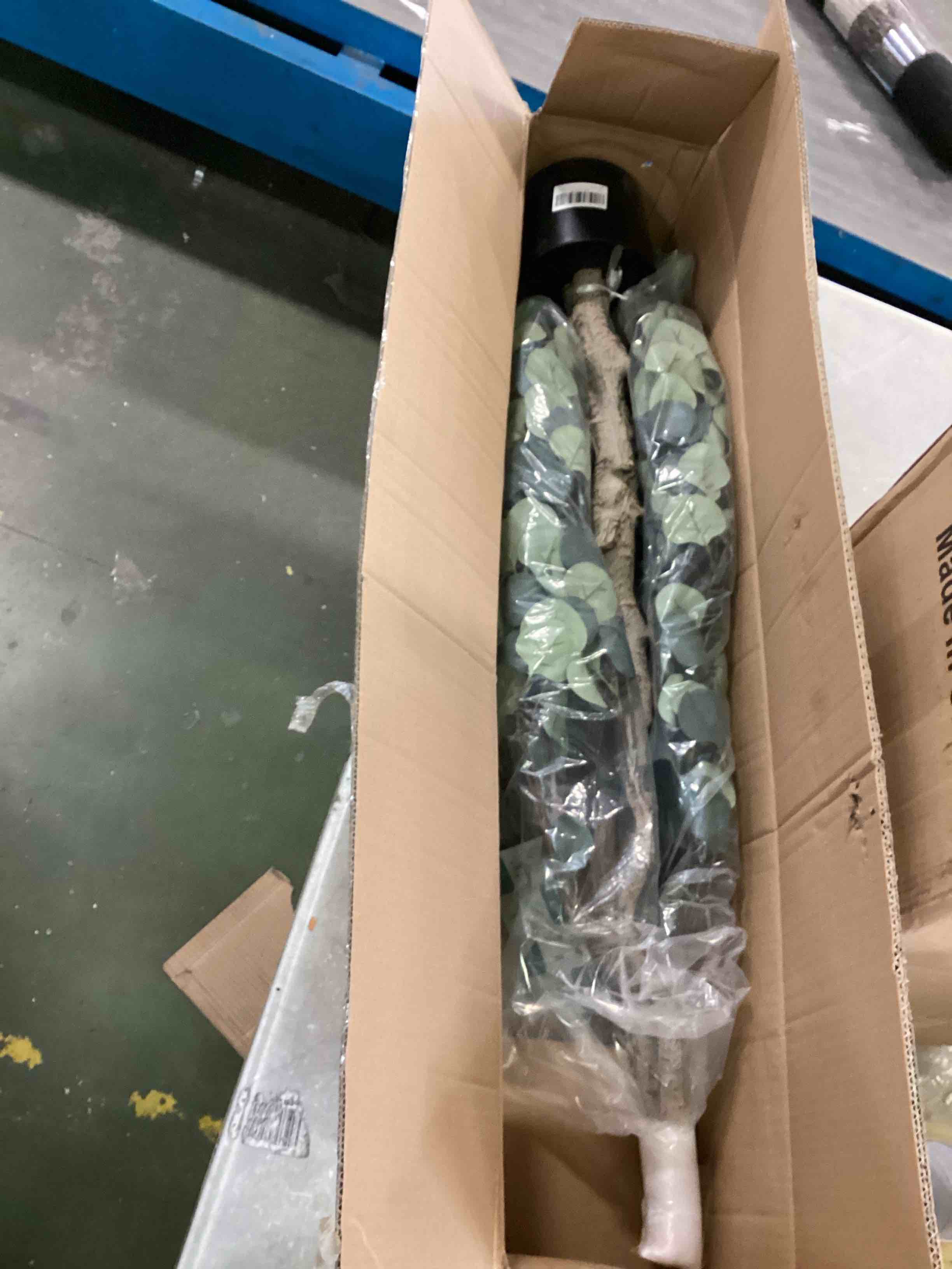 https://s3.amazonaws.com/lotting-images-prod/bidfta/ORG5944880_1710955339413.jpeg