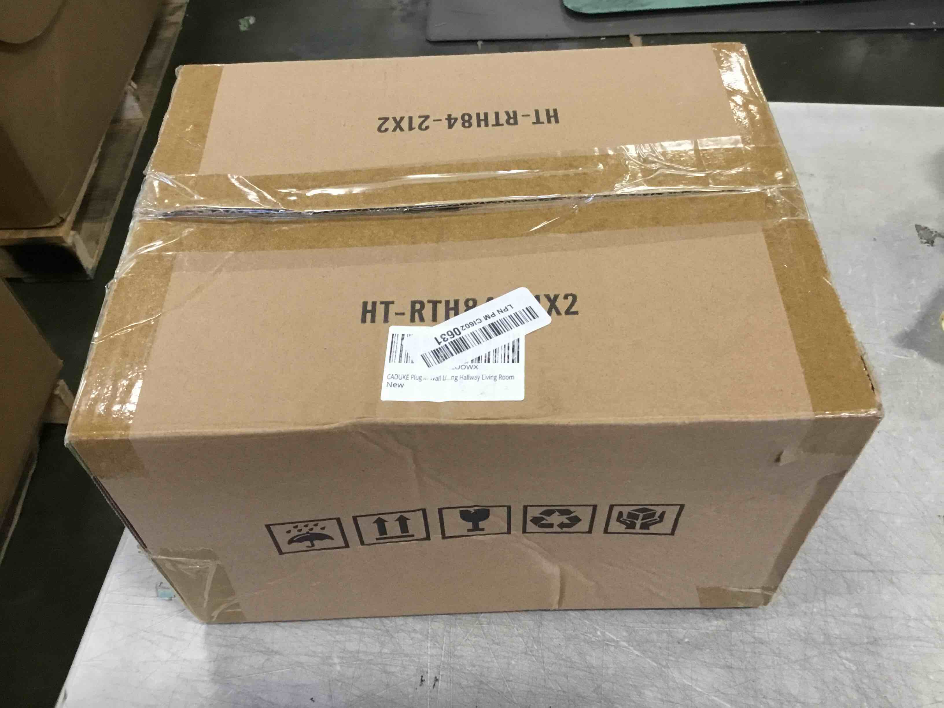 https://s3.amazonaws.com/lotting-images-prod/bidfta/ORG5945691_1710262075018.jpeg