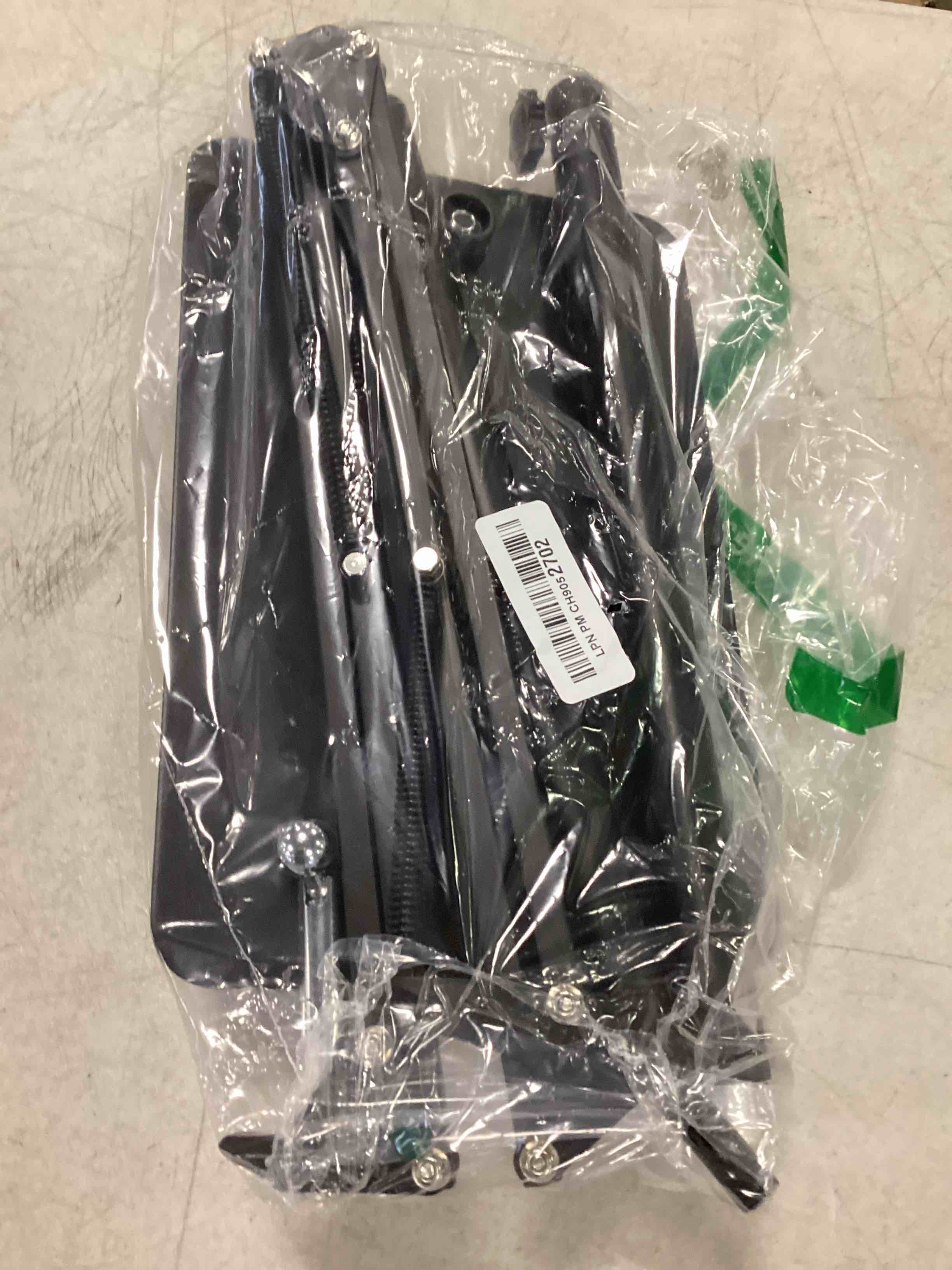 https://s3.amazonaws.com/lotting-images-prod/bidfta/ORG5947407_1709907026628.jpeg