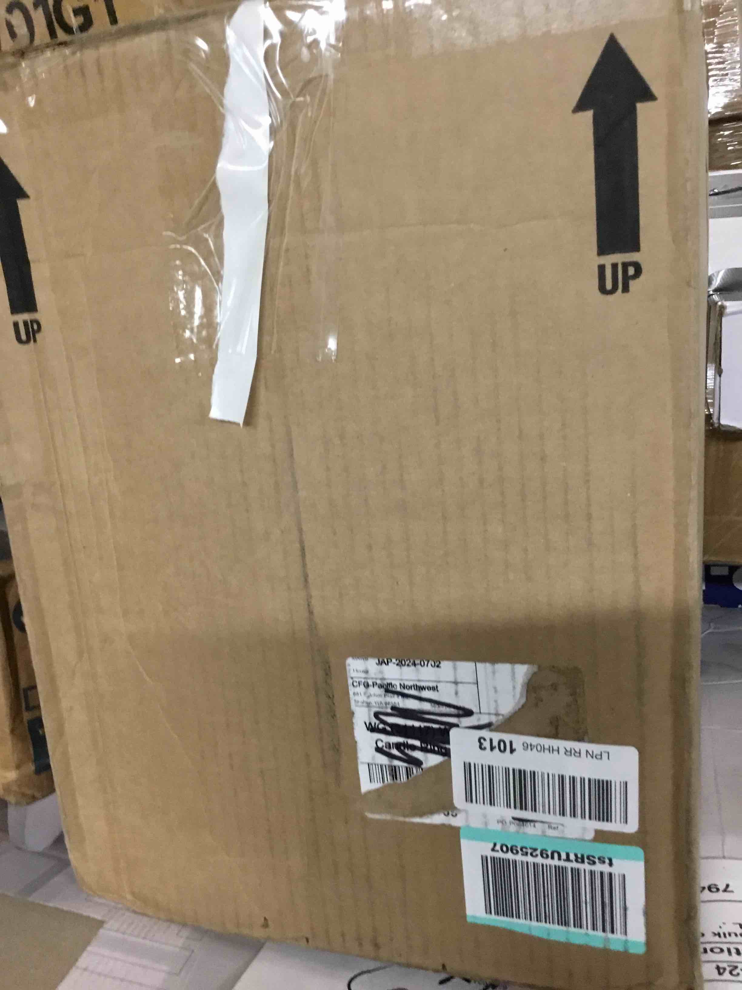 https://s3.amazonaws.com/lotting-images-prod/bidfta/ORG5949629_1720468712741.jpeg