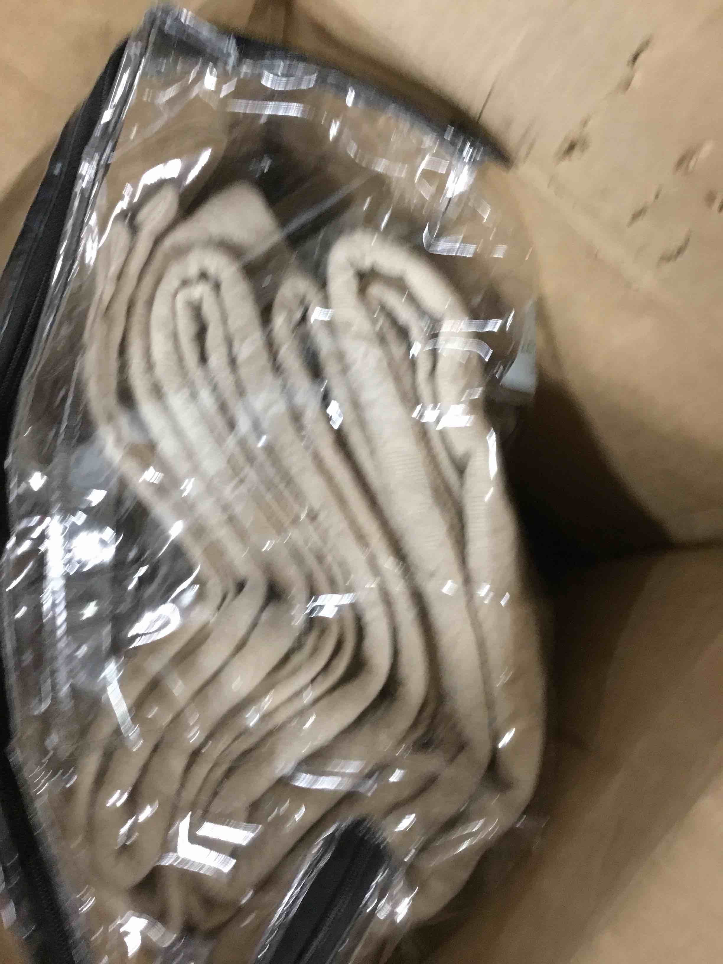 https://s3.amazonaws.com/lotting-images-prod/bidfta/ORG5949629_1720468784324.jpeg