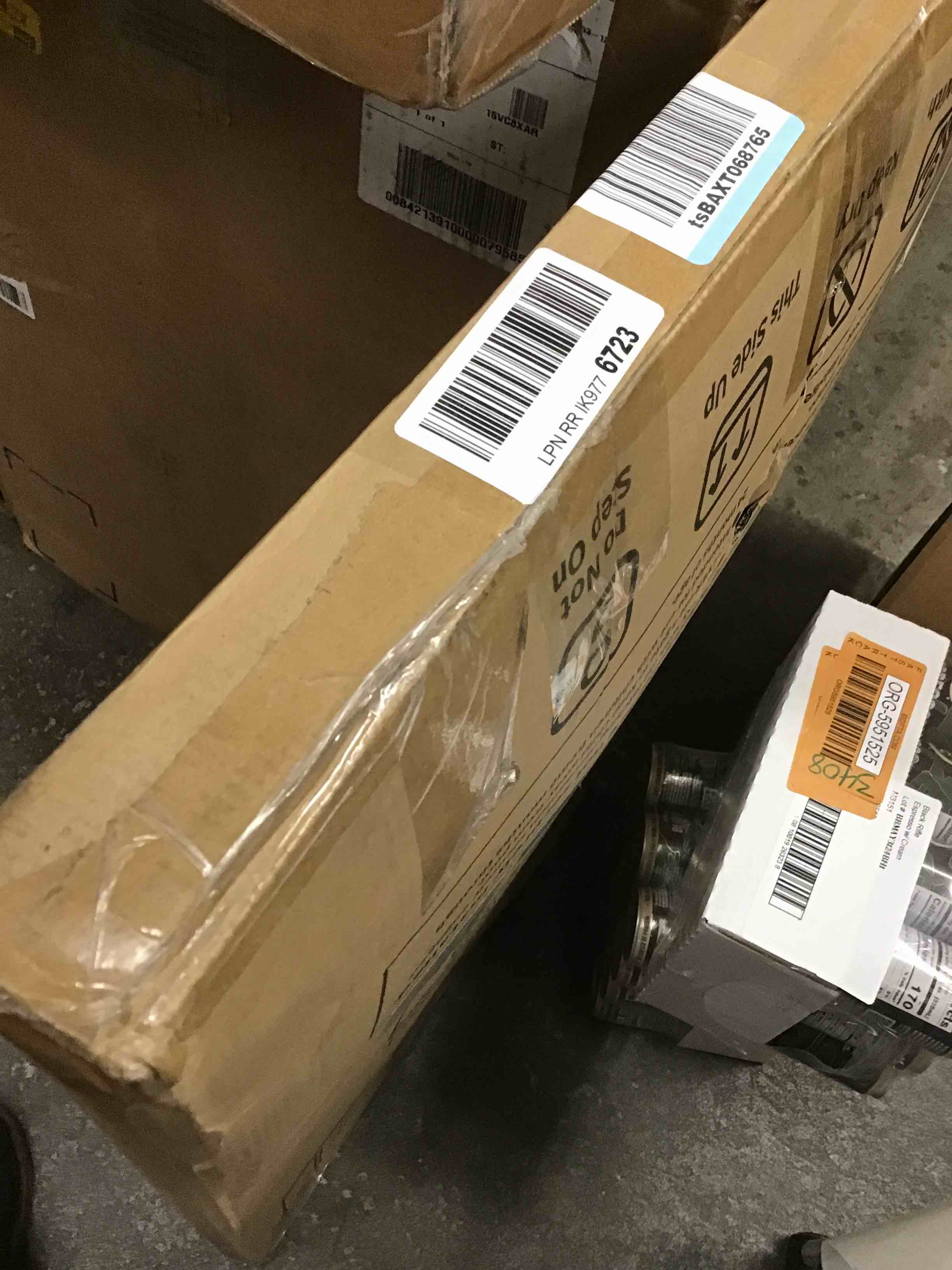 https://s3.amazonaws.com/lotting-images-prod/bidfta/ORG5951526_1718896319670.jpeg