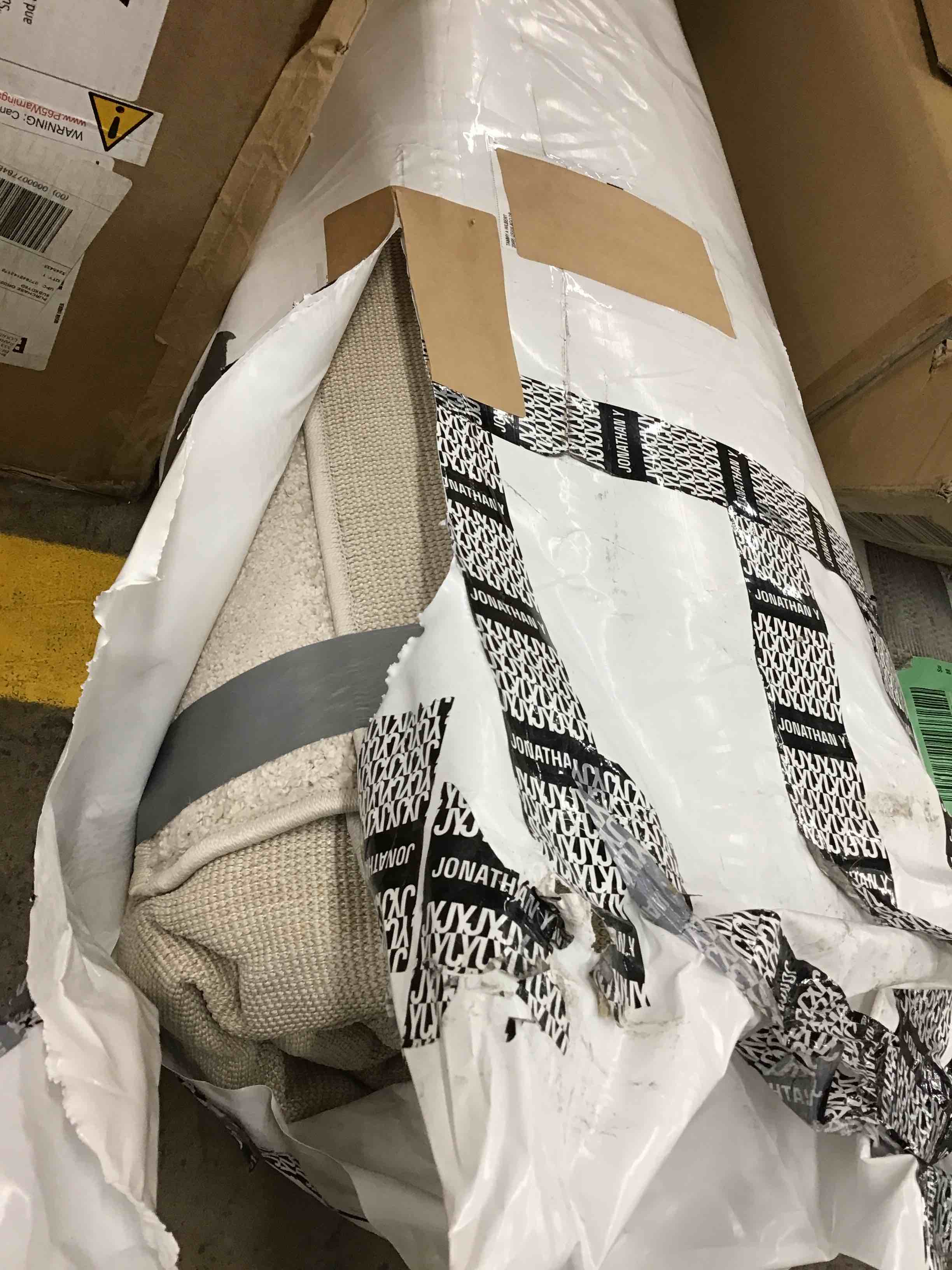 https://s3.amazonaws.com/lotting-images-prod/bidfta/ORG5952730_1715171186494.jpeg